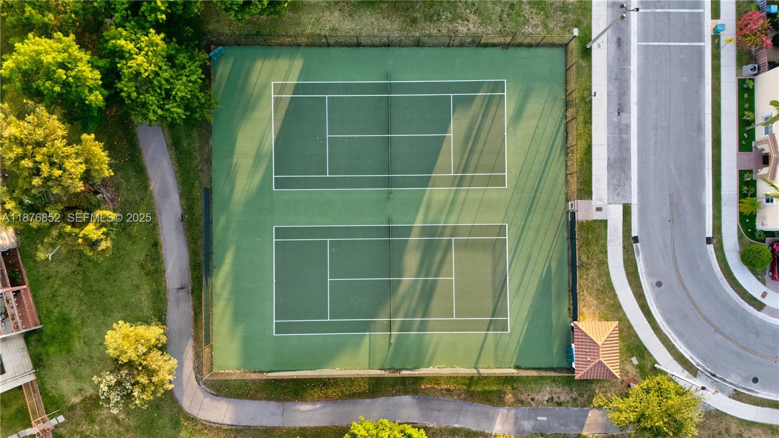 FONTAINEBLEAU WEST NORTH - Residential