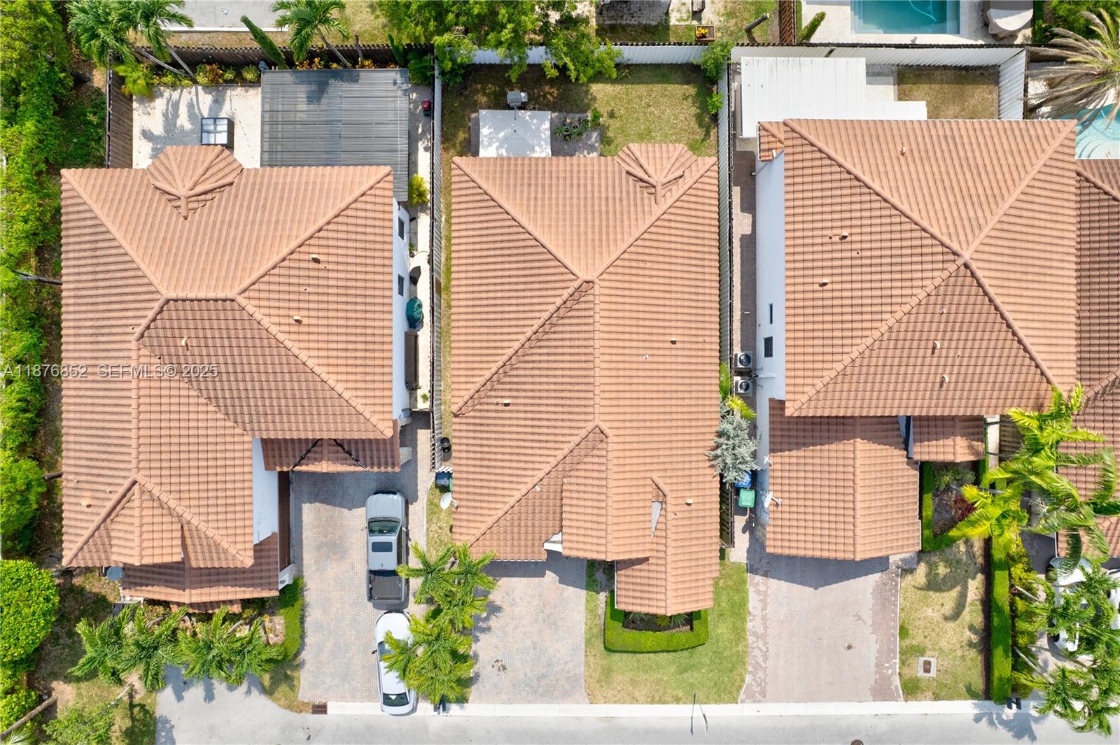 FONTAINEBLEAU WEST NORTH - Residential