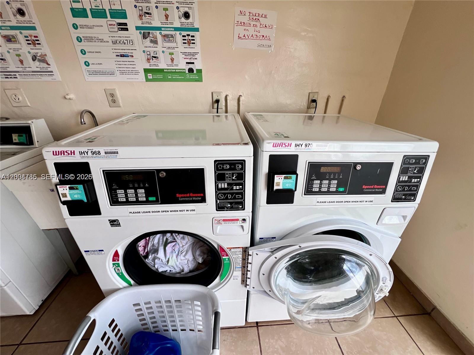 LAKEVIEW GARDENS AT MIAMI - Residential