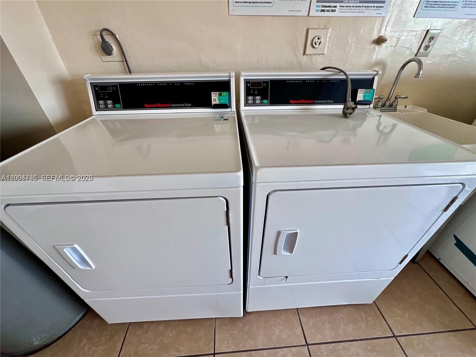 LAKEVIEW GARDENS AT MIAMI - Residential