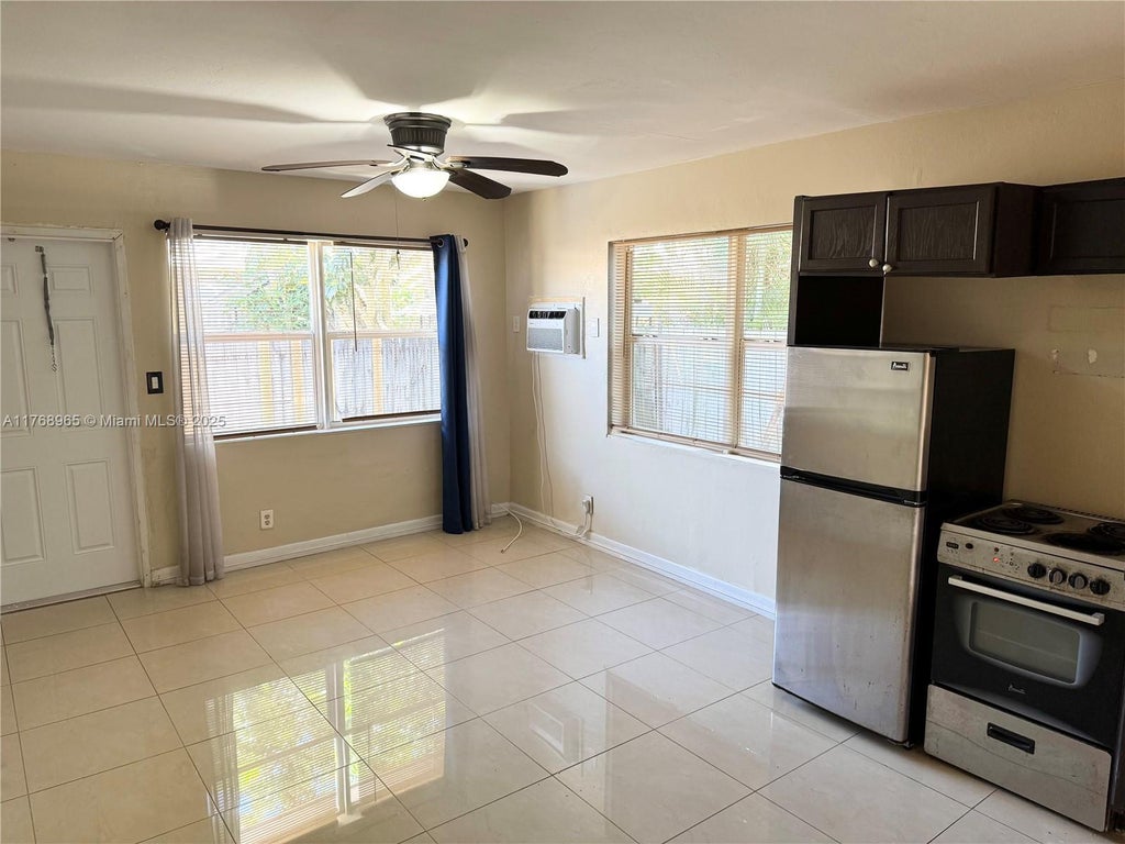 Photo of 2024 NE 26th St #3, Wilton Manors, FL 33305 (MLS # A11768965)