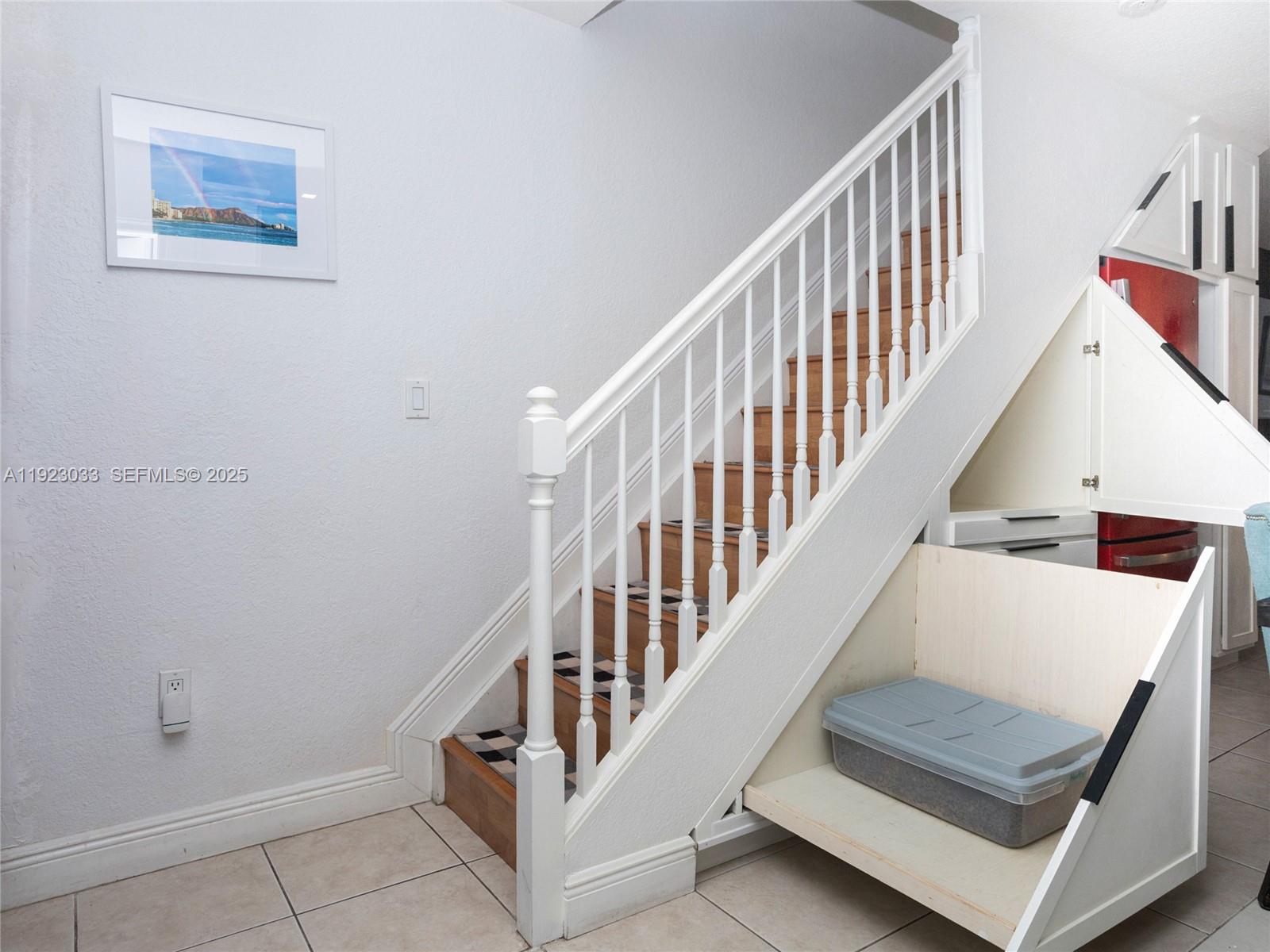 NEO VIEW CONDO - Residential