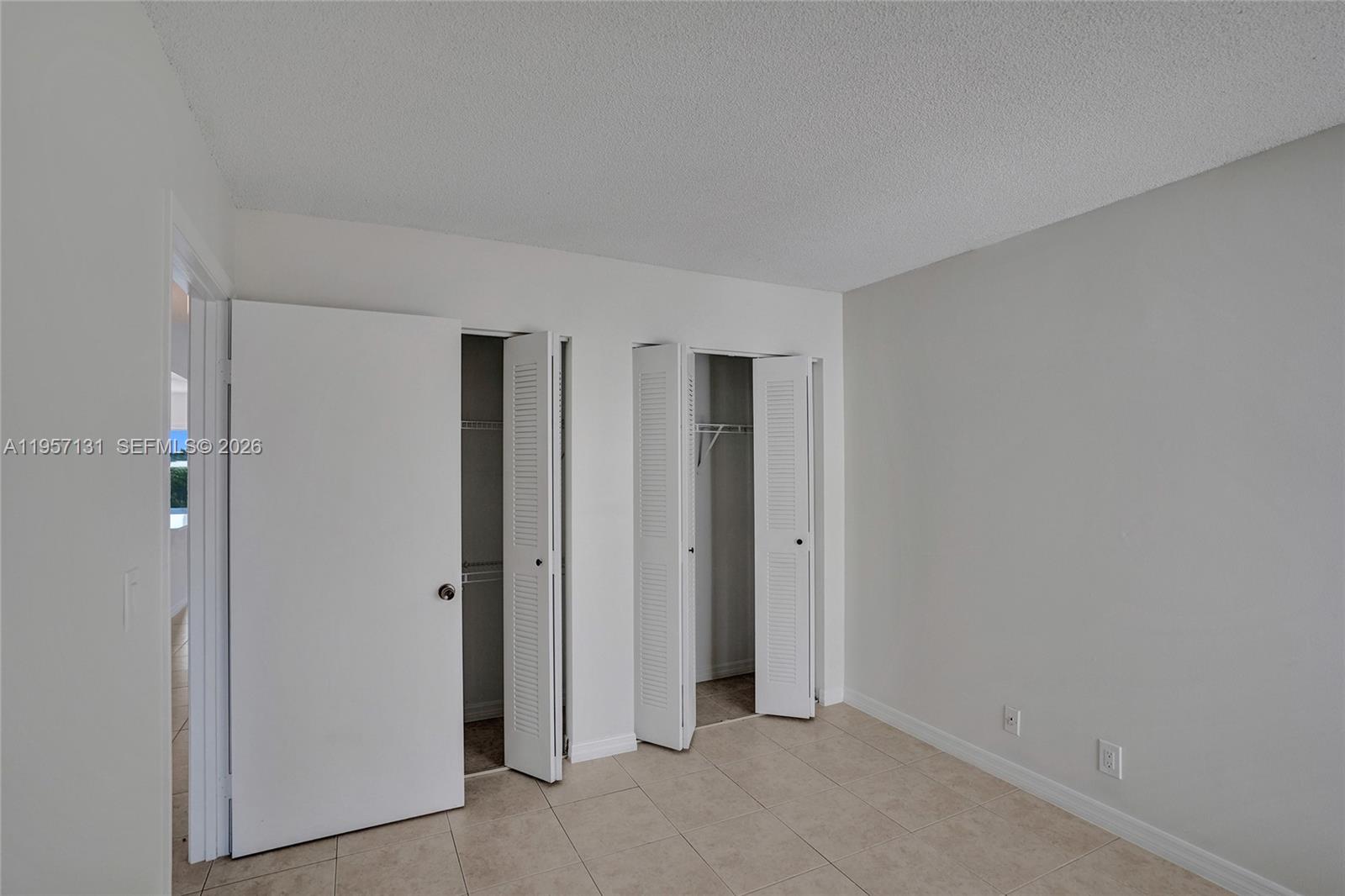 CASABLANCA ISLES CONDO - Residential Lease