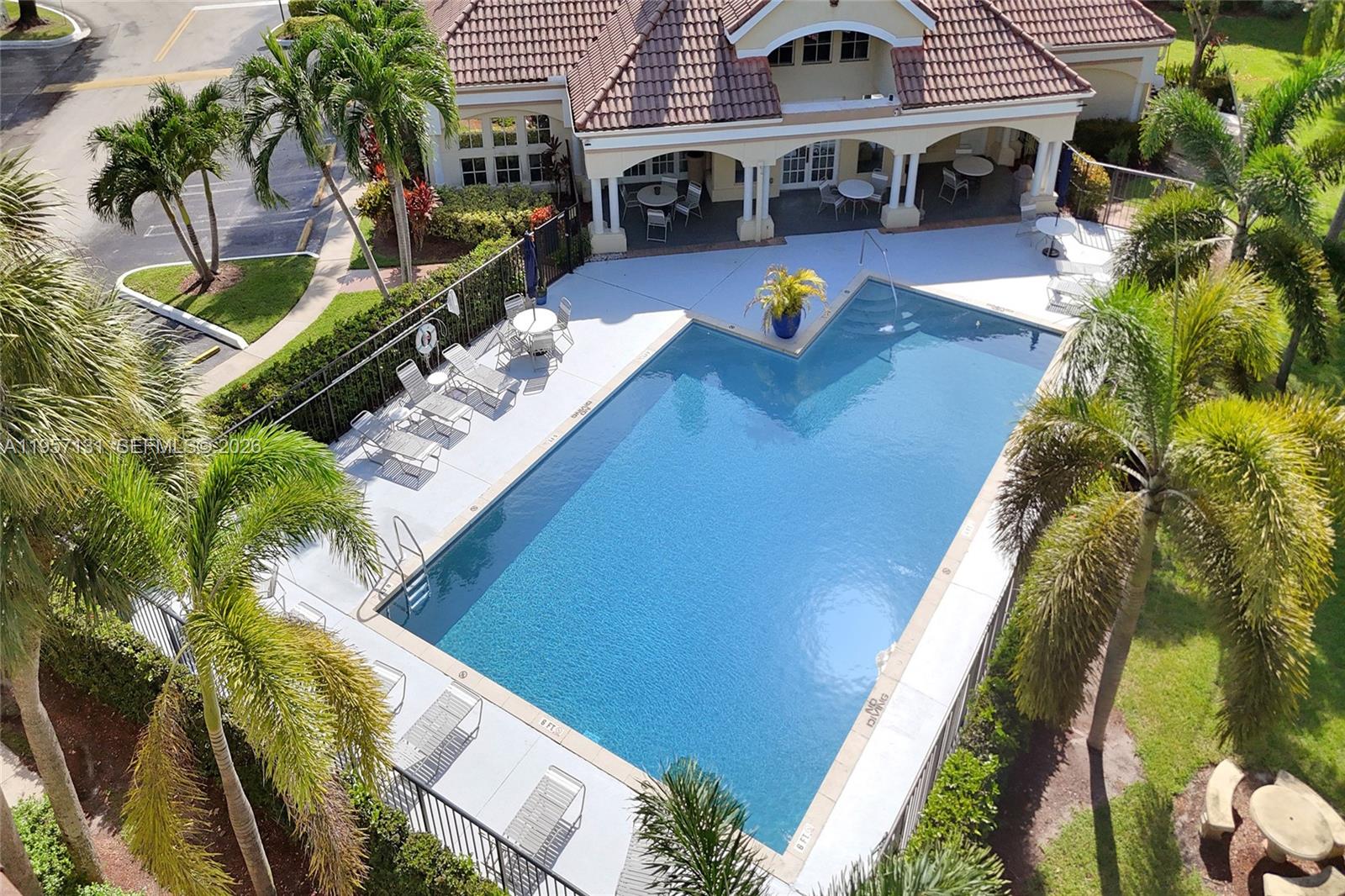 CASABLANCA ISLES CONDO - Residential Lease