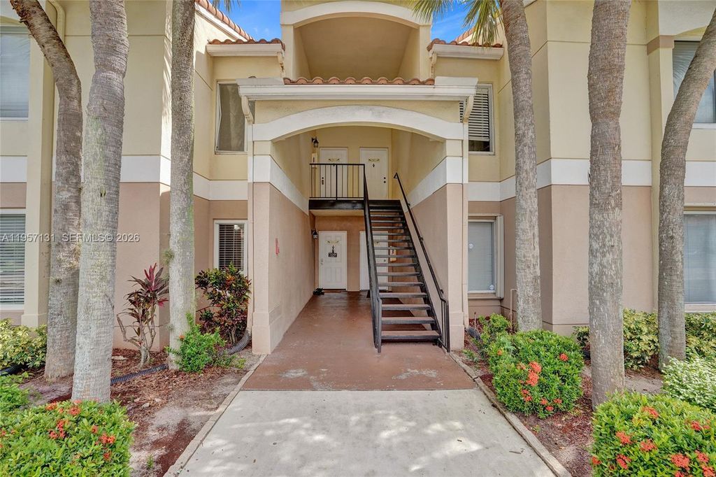 Photo of 815 W Boynton Beach Boulevard #7-204, Boynton Beach, FL 33426 (MLS # A11957131)