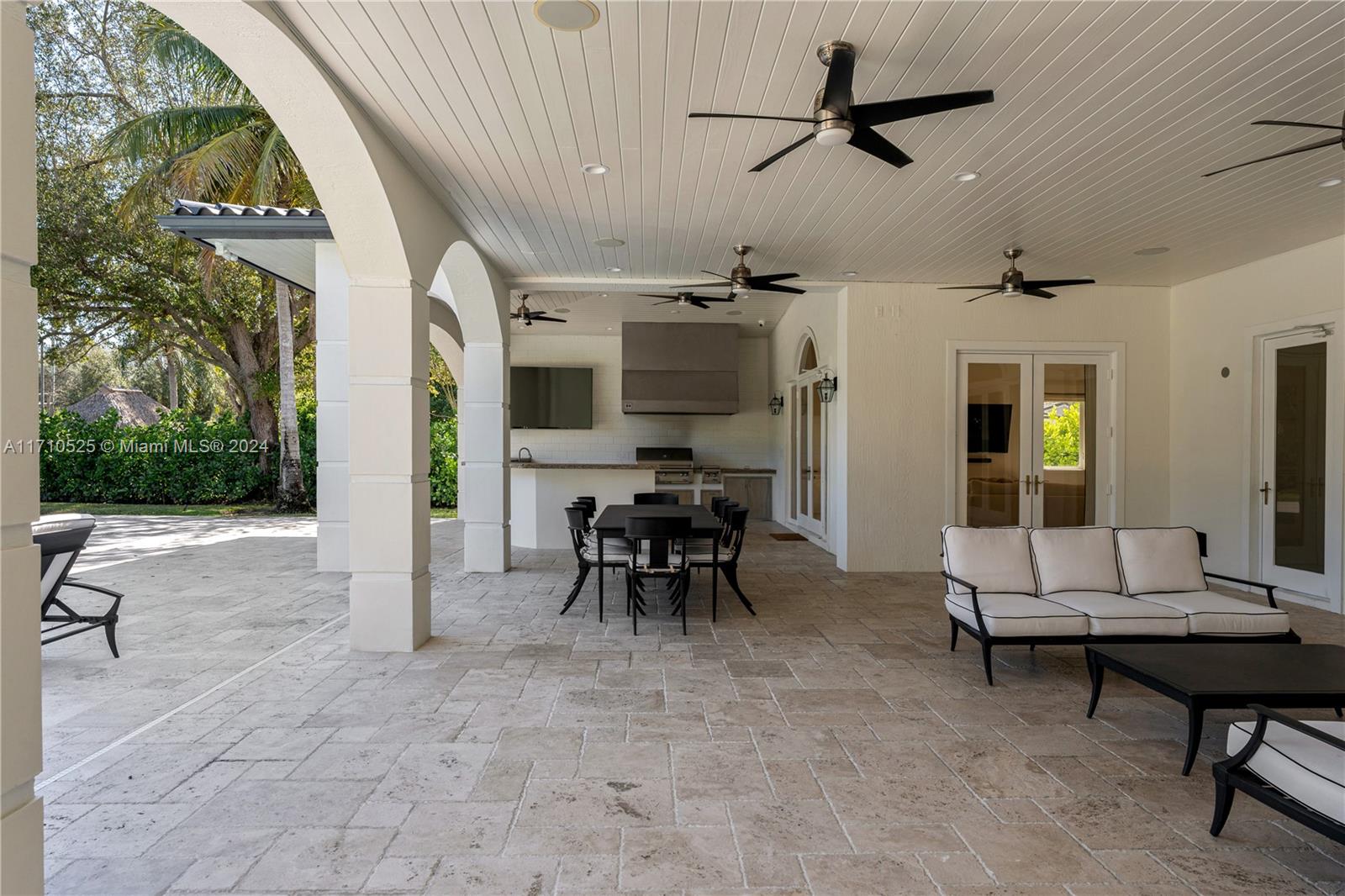 SOUTHERN GARDENS 1ST ADDN - Residential