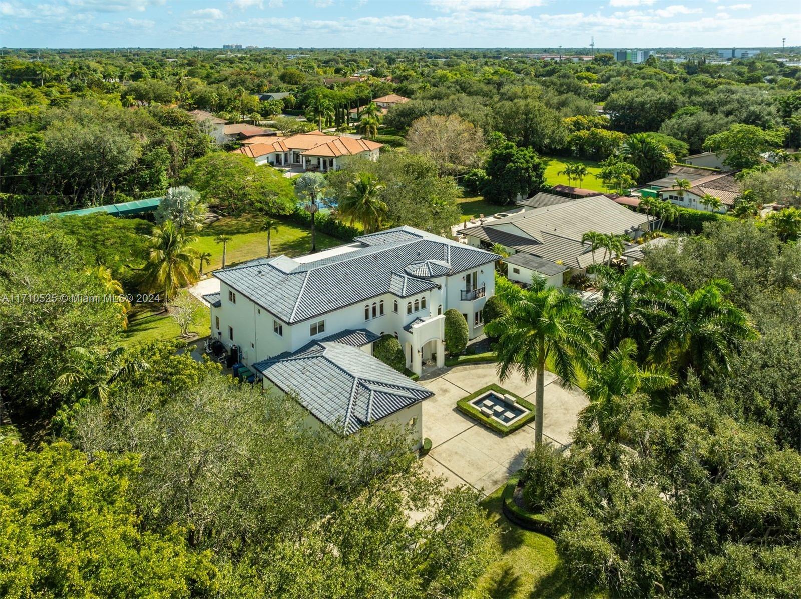 SOUTHERN GARDENS 1ST ADDN - Residential