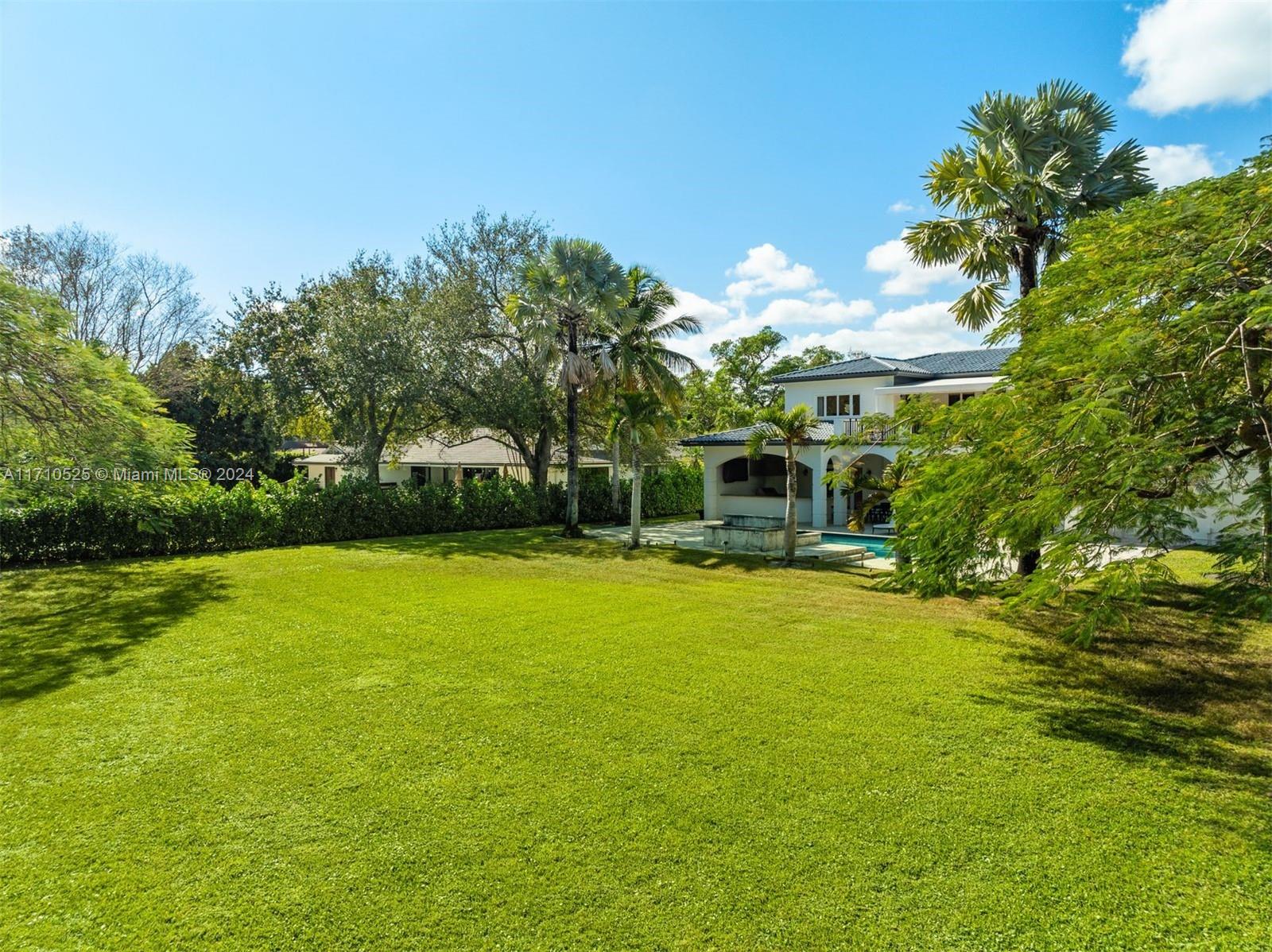 SOUTHERN GARDENS 1ST ADDN - Residential