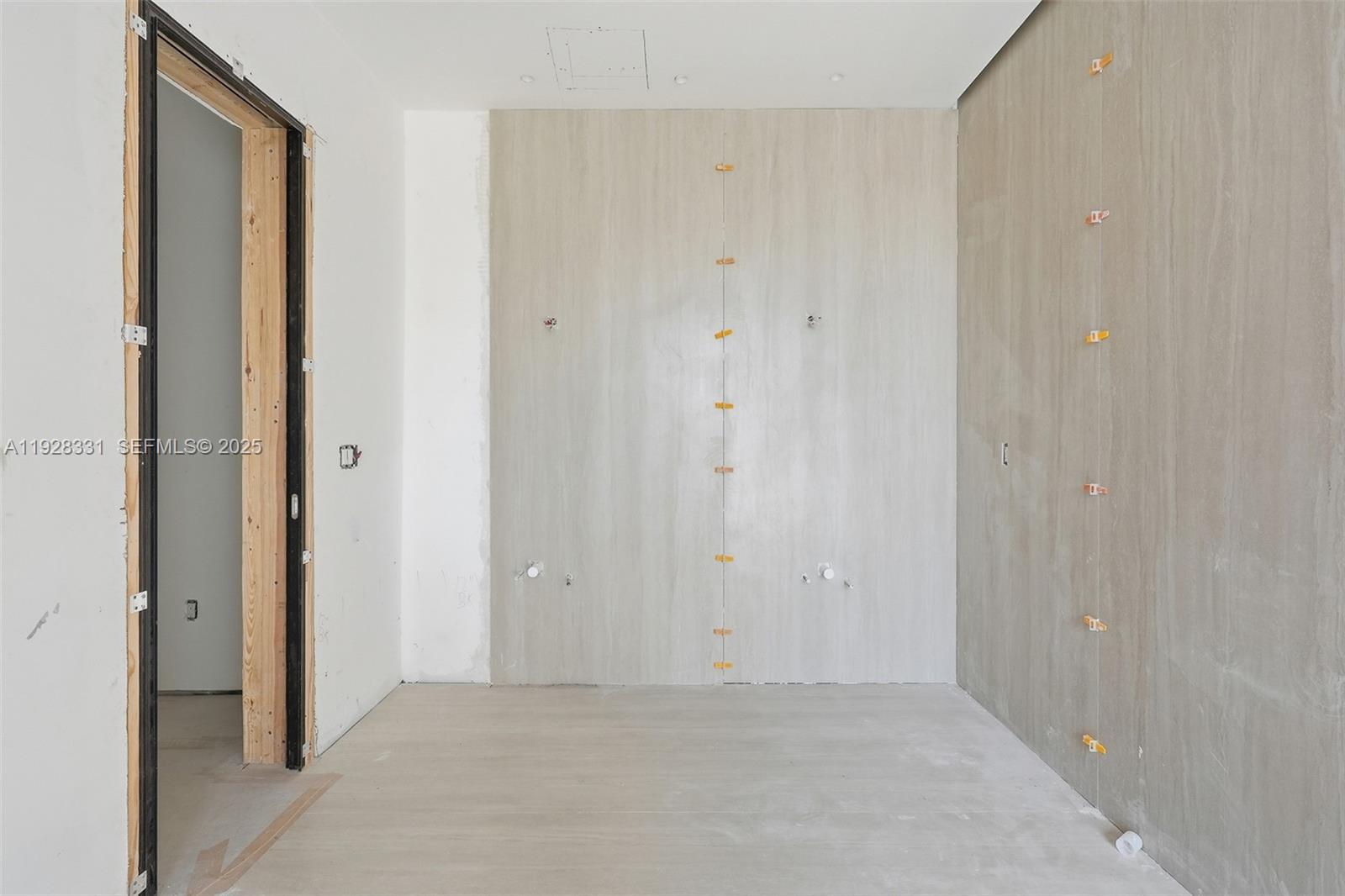 GREYKNOLL ESTATES - Residential