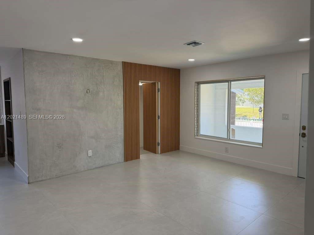 SEVENTH AVE PARK - Residential