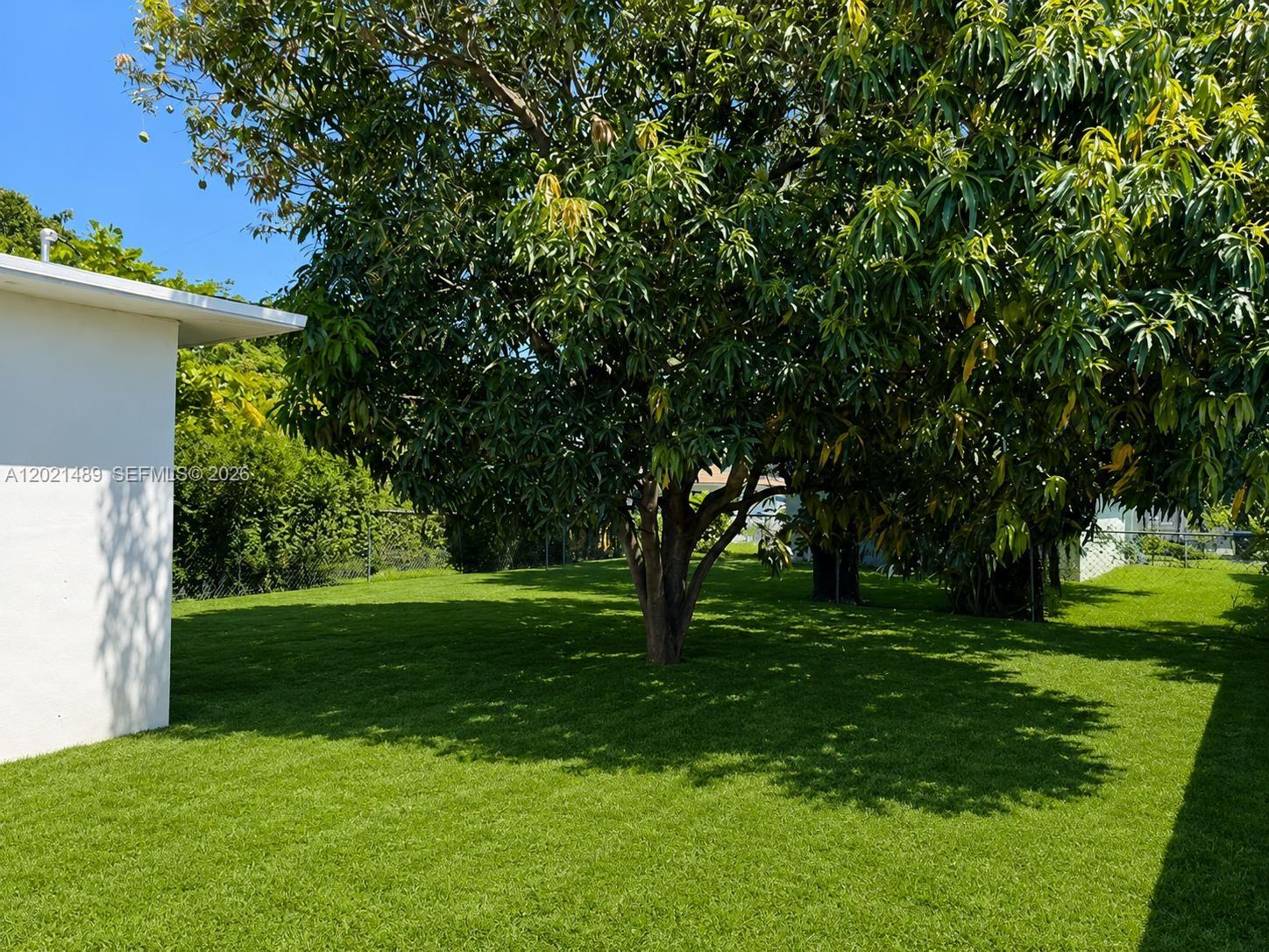 SEVENTH AVE PARK - Residential