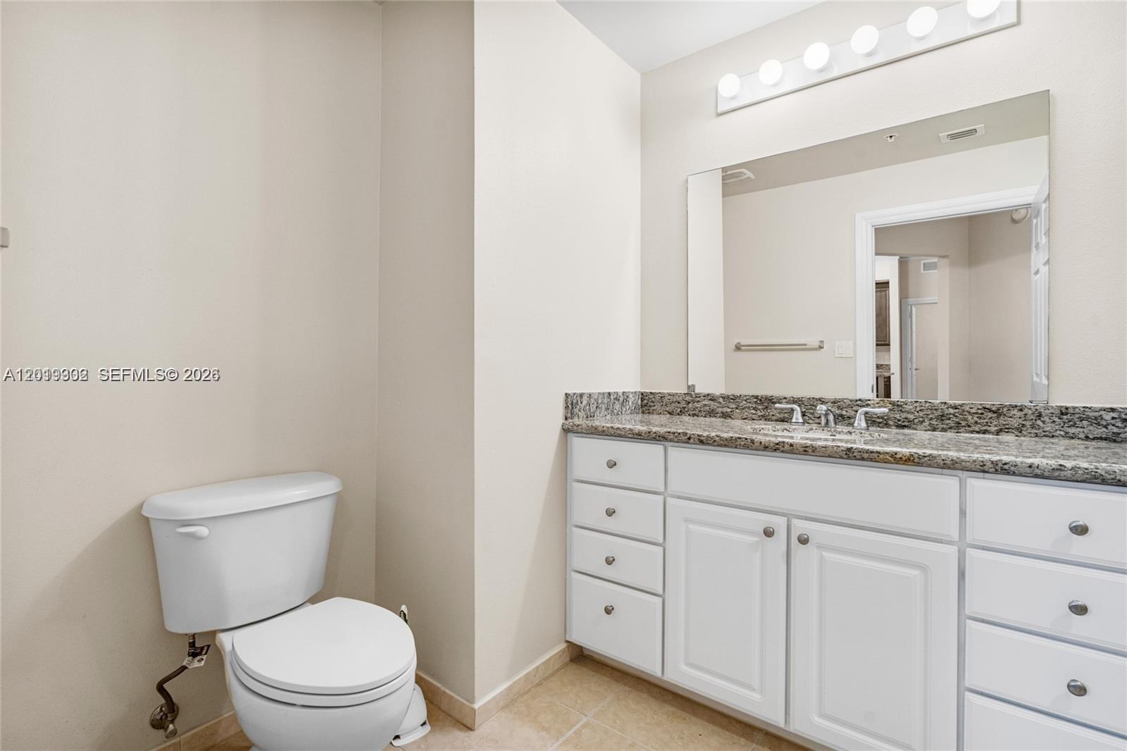 ALAQUA CONDO - Residential