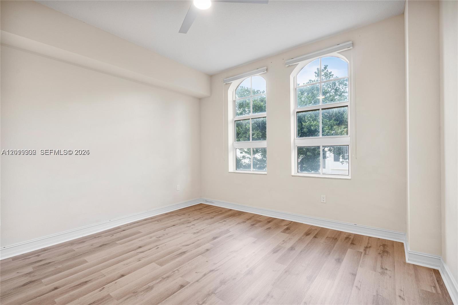 ALAQUA CONDO - Residential