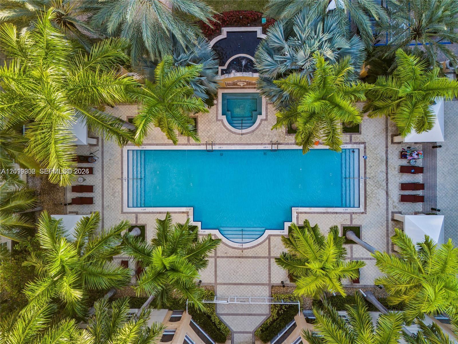 ALAQUA CONDO - Residential