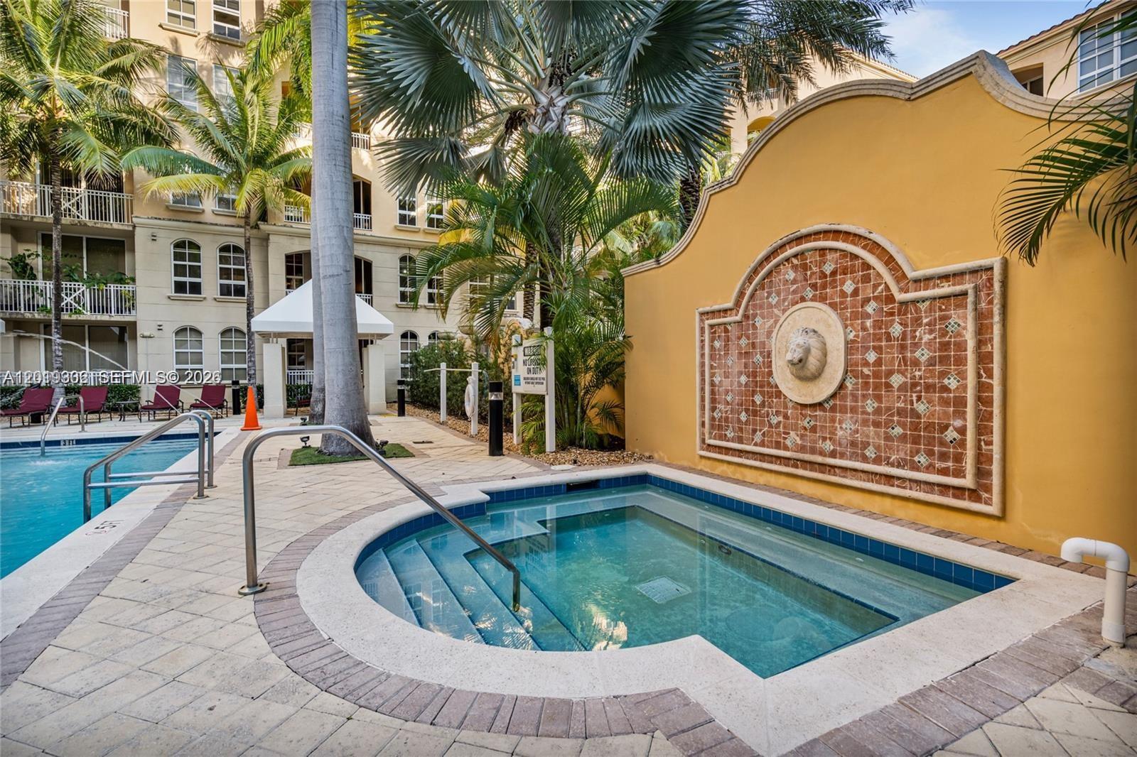 ALAQUA CONDO - Residential