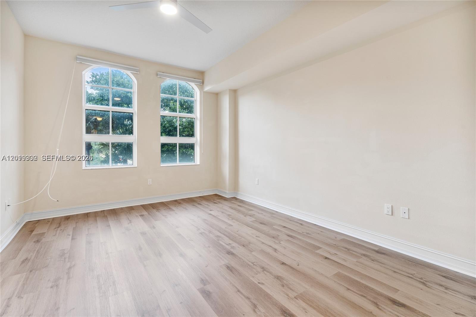ALAQUA CONDO - Residential