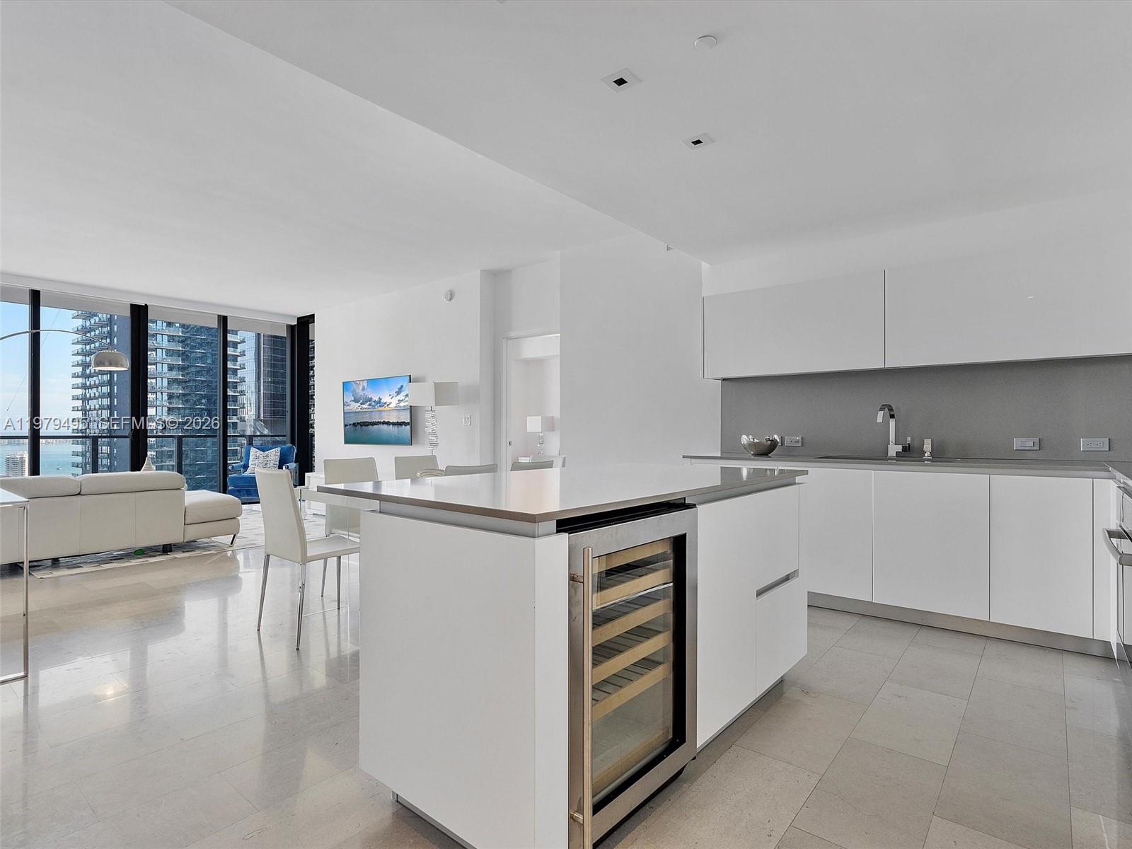 RISE CONDO - Residential Lease