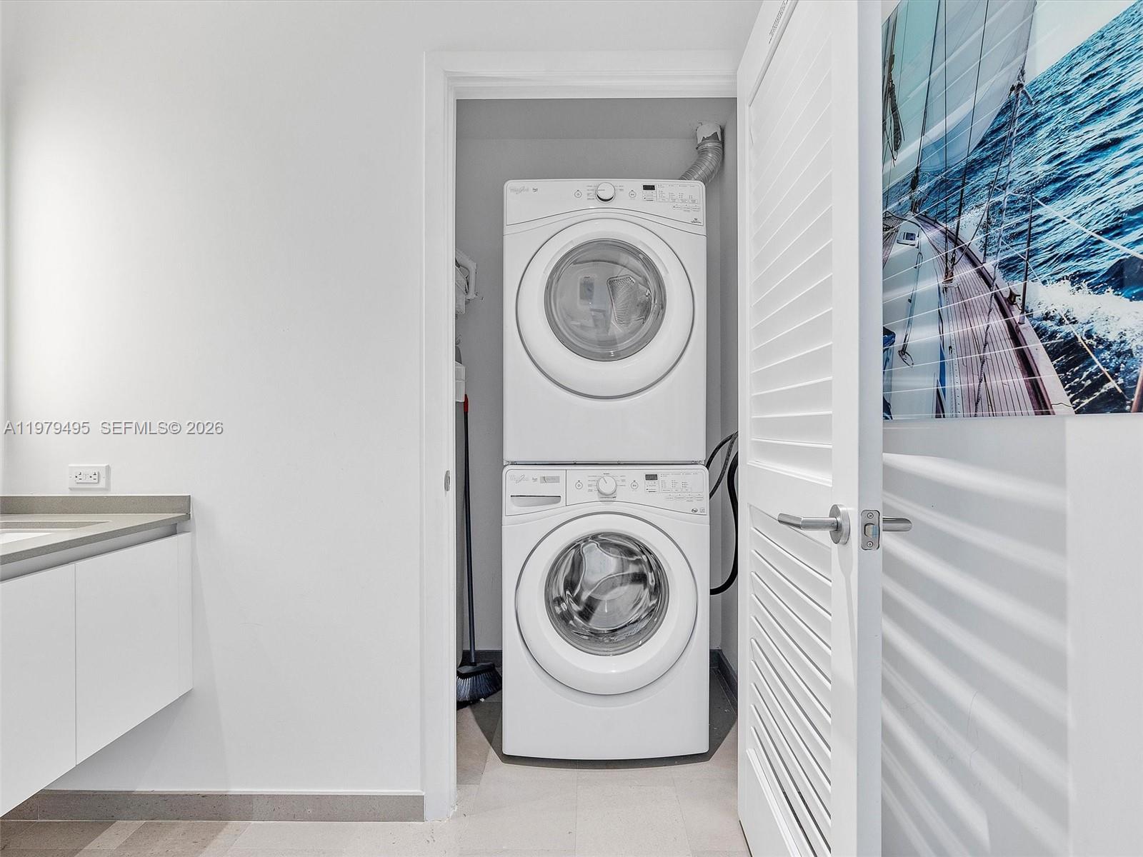 RISE CONDO - Residential Lease