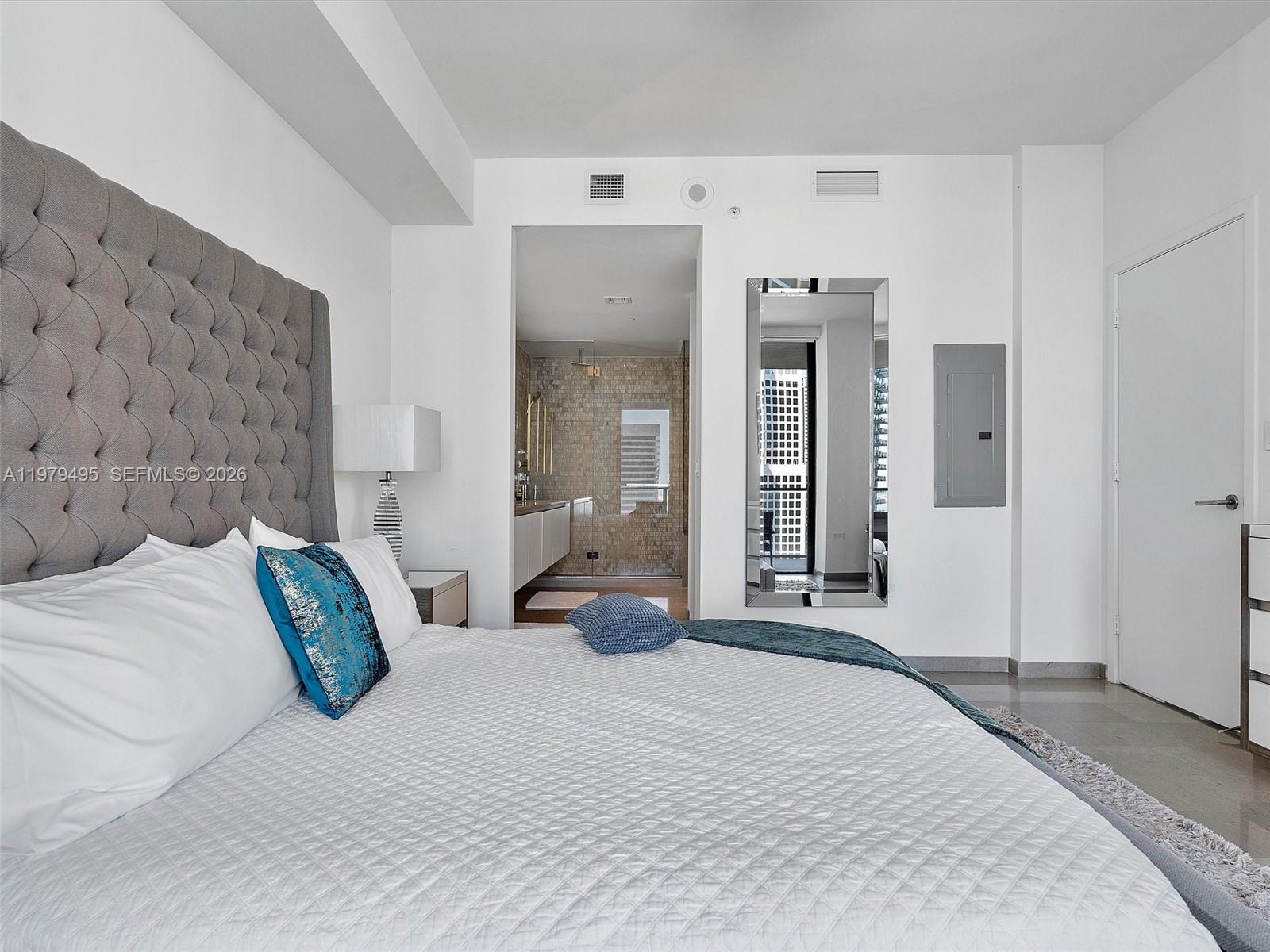 RISE CONDO - Residential Lease