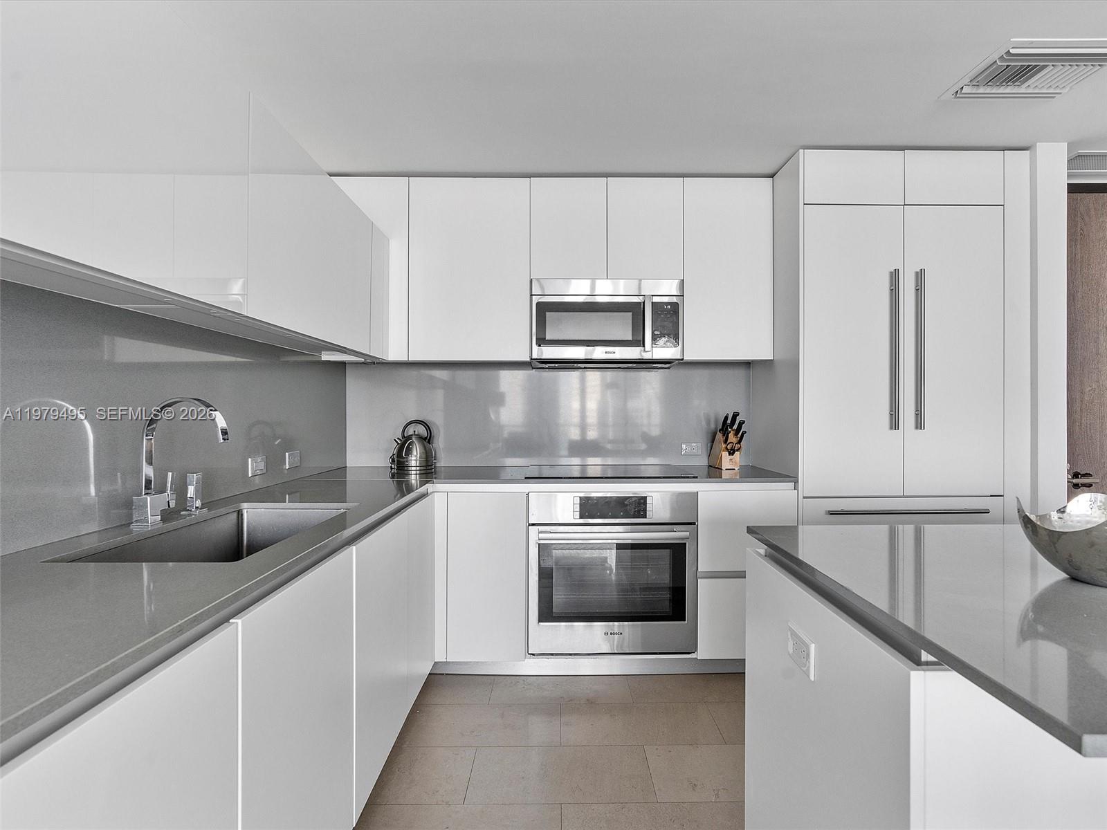 RISE CONDO - Residential Lease