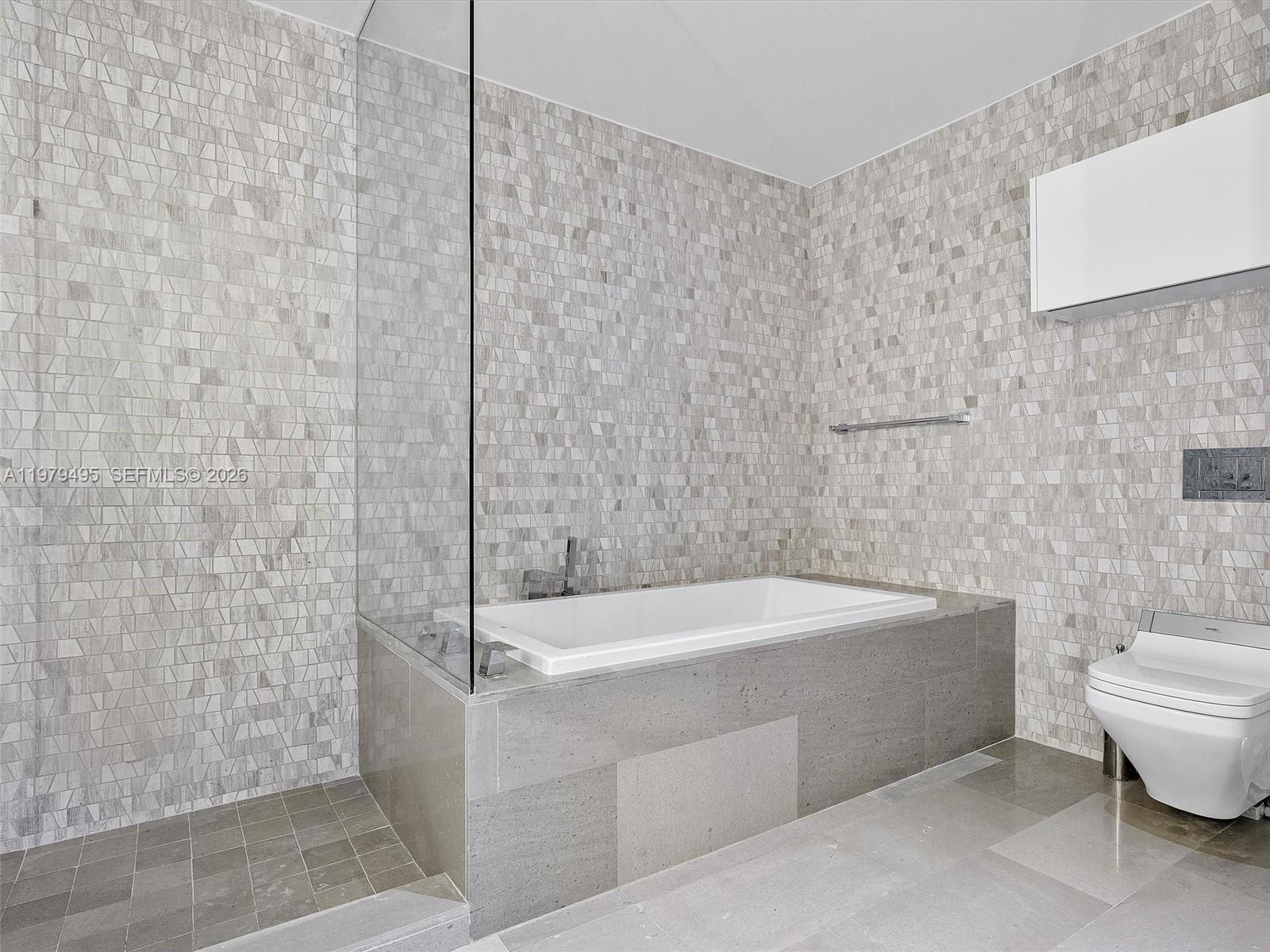 RISE CONDO - Residential Lease