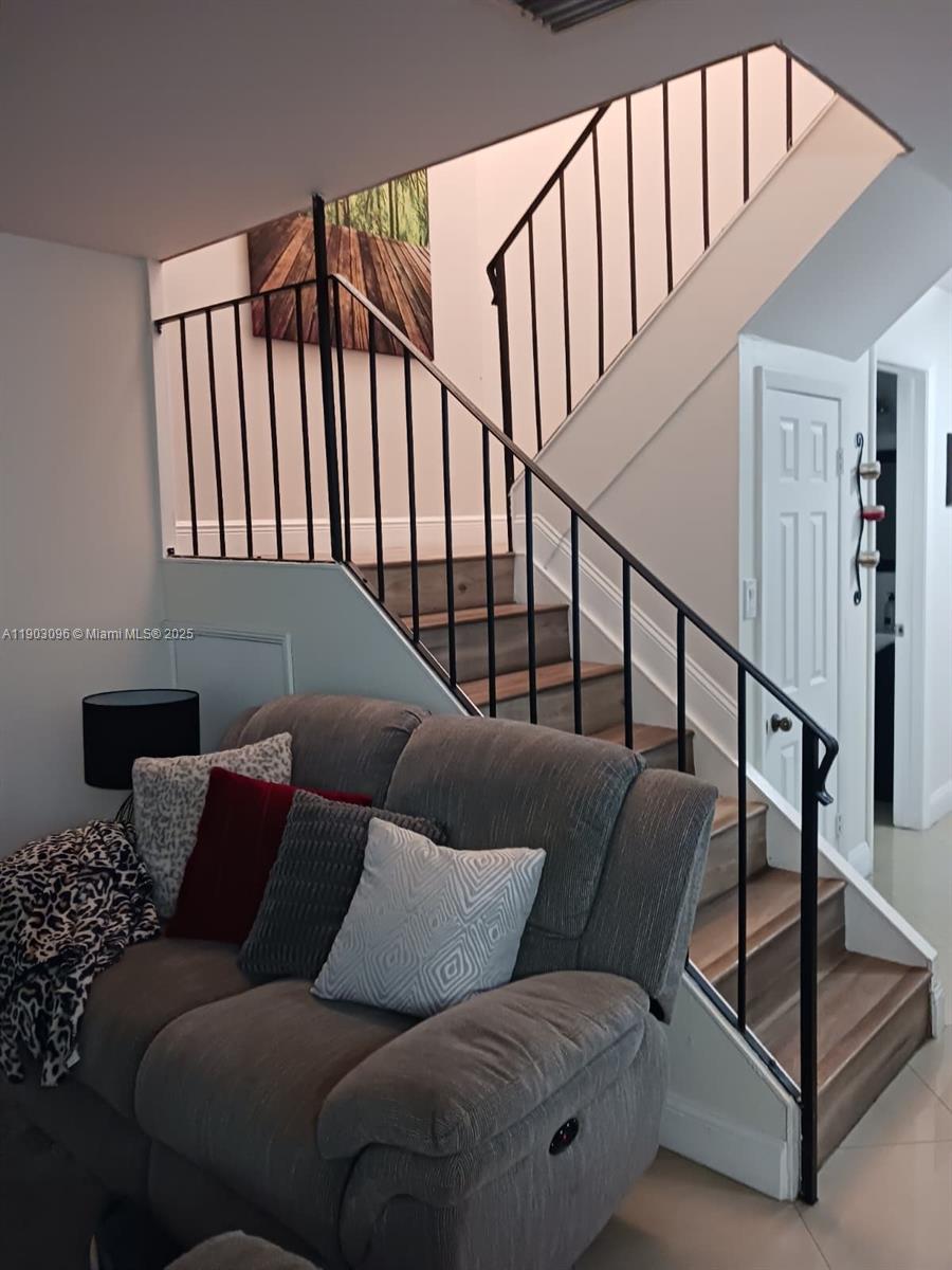 CENTRE COURT CONDO - Residential