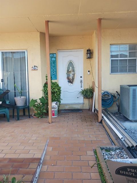 8340 SW 154th Ave 63 Miami FL 33193