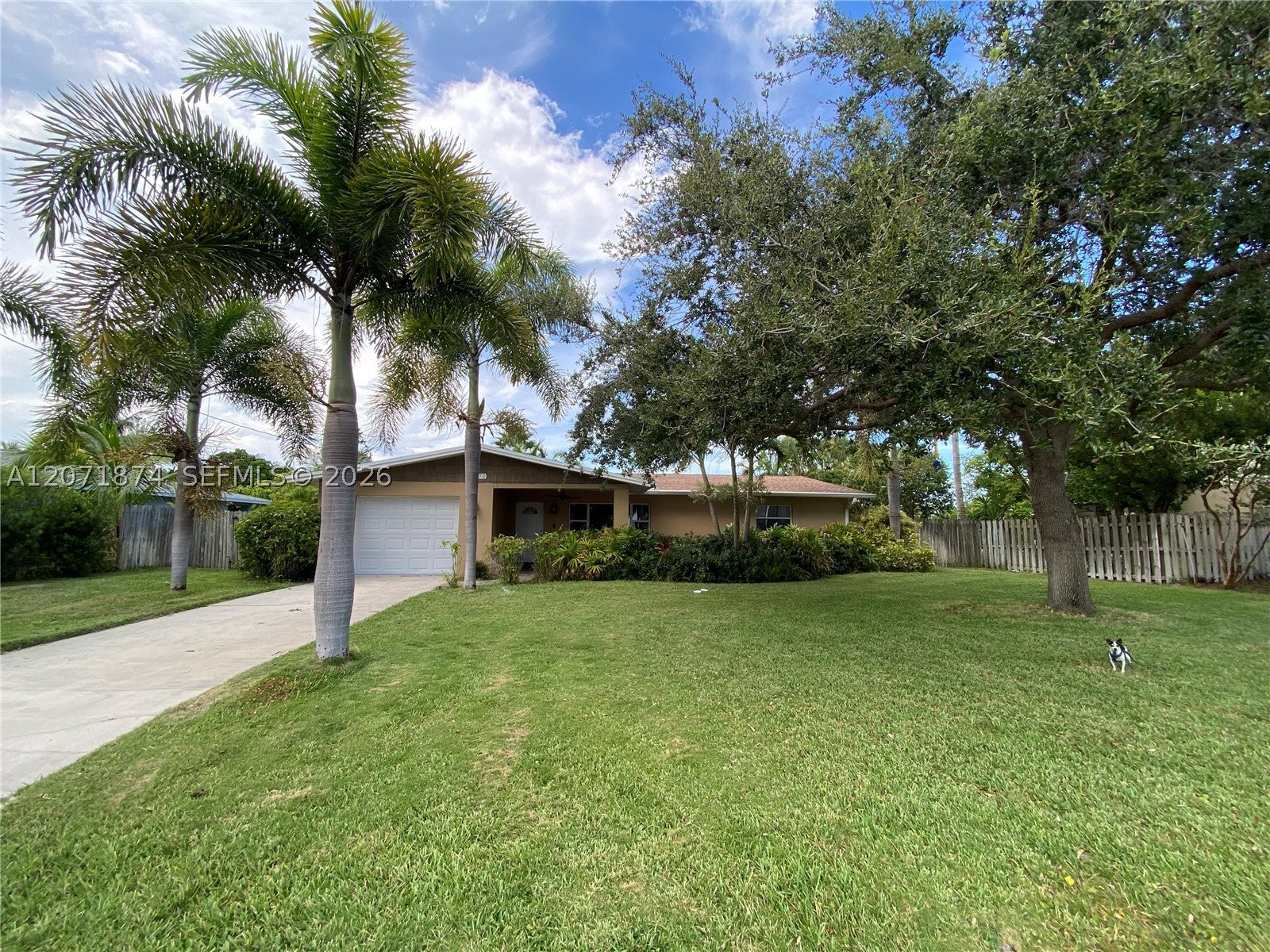 1672 Thumb Point Dr
