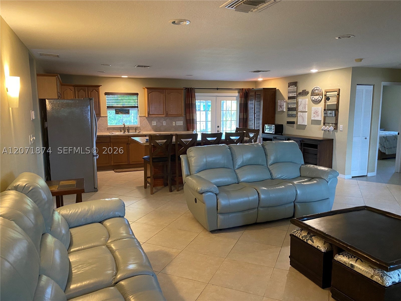 1672 Thumb Point Dr