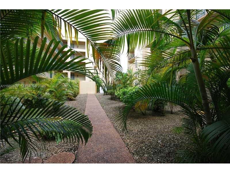 Towers Of Westland Condo - Residential Lease