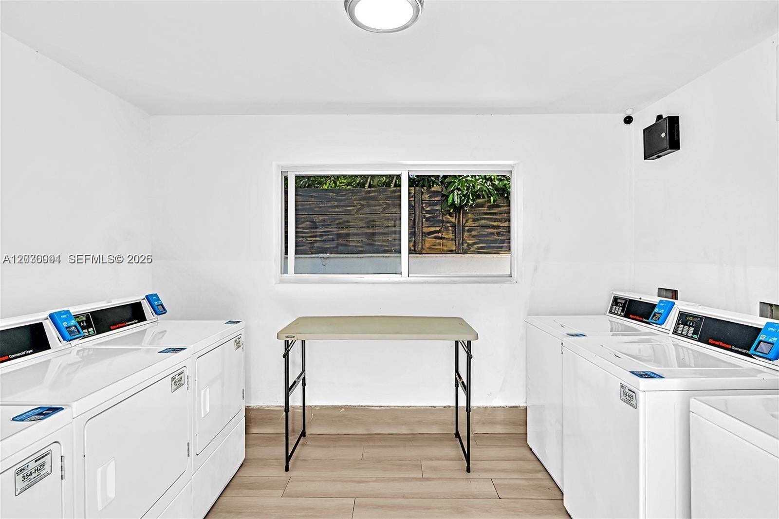 940 Michigan Ave 10