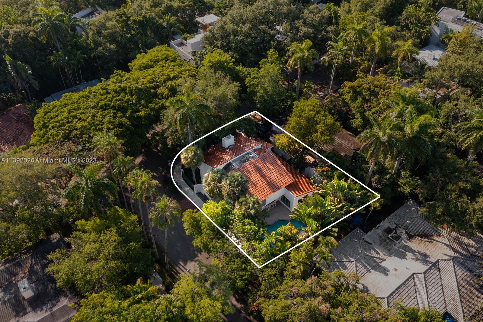 CRYSTAL HEIGHTS - Residential