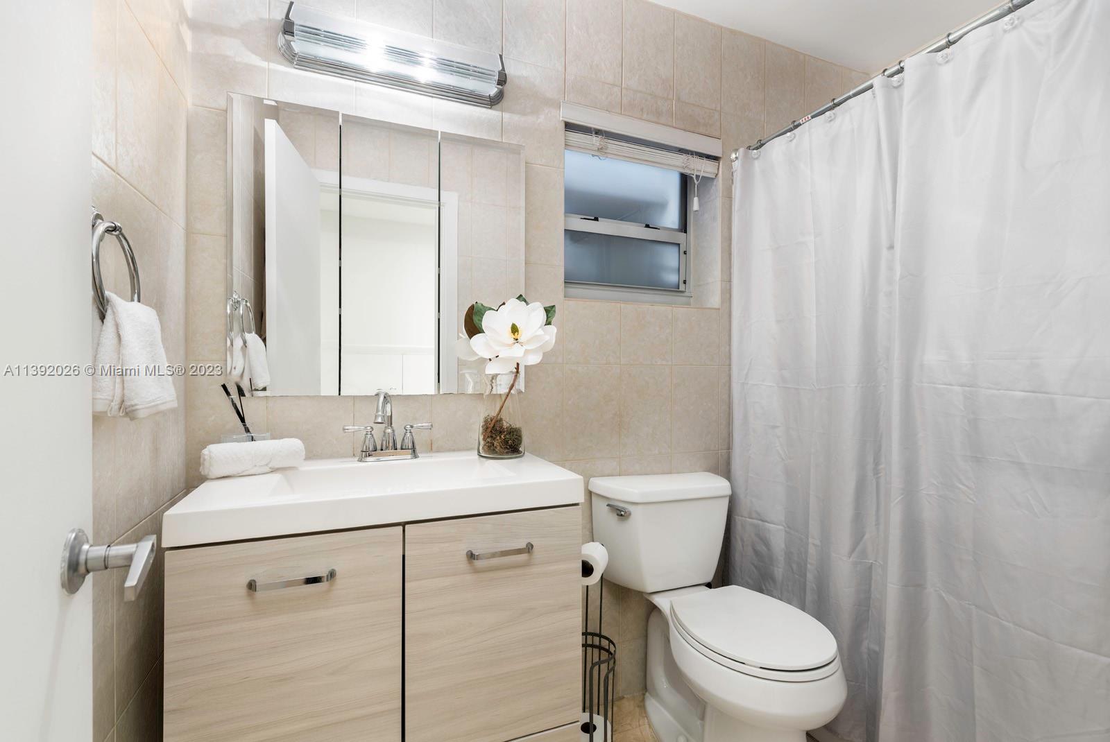 CRYSTAL HEIGHTS - Residential