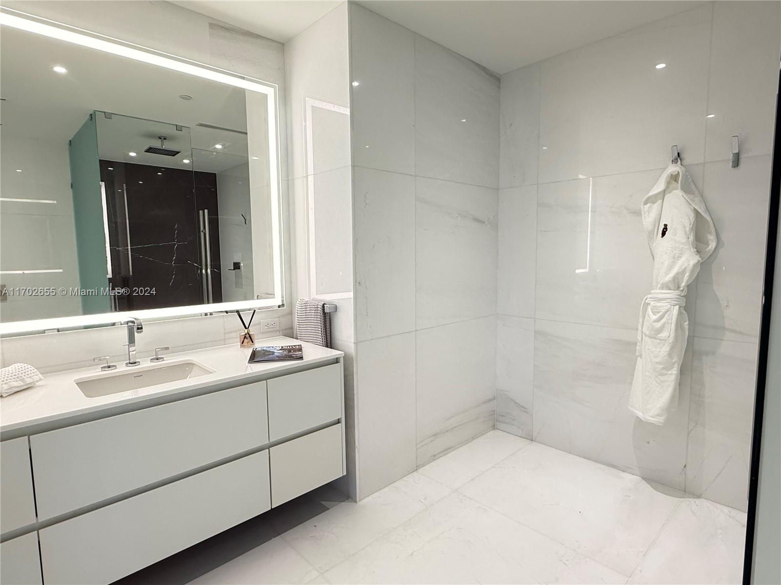 Aston Martin Residences - Residential