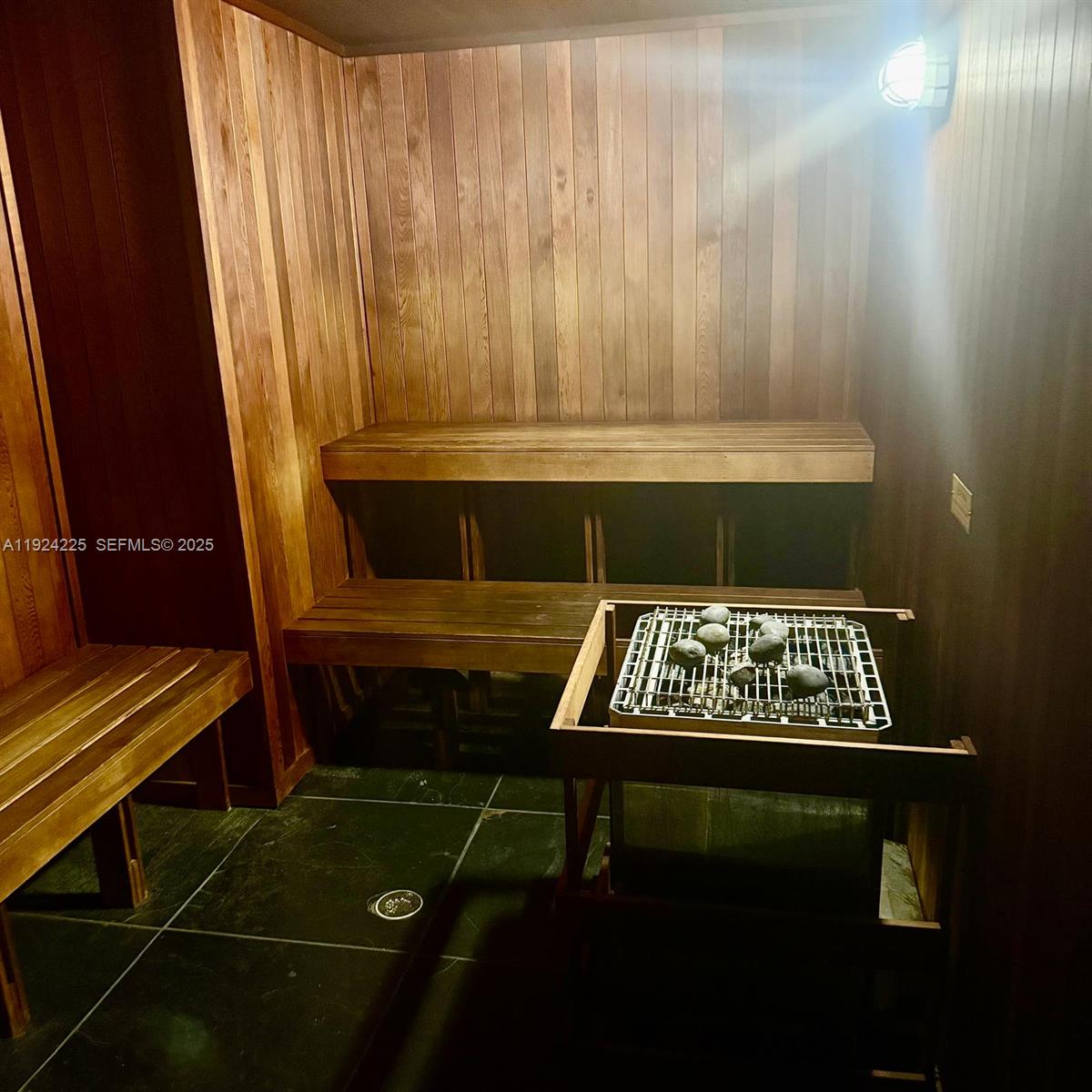 THE LOFT DOWNTOWN II COND - Residential Lease