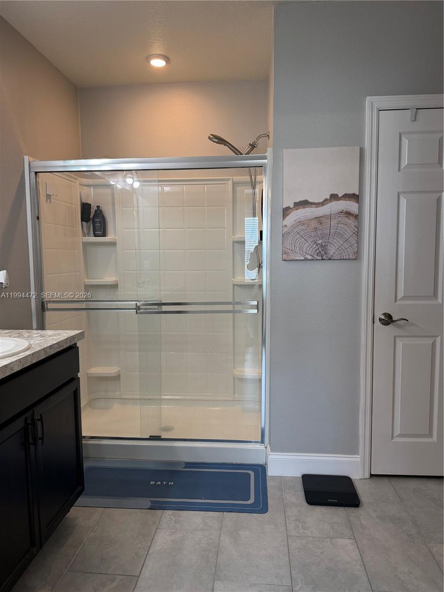 CREEKSIDE PLAT NO 1 - Residential Lease