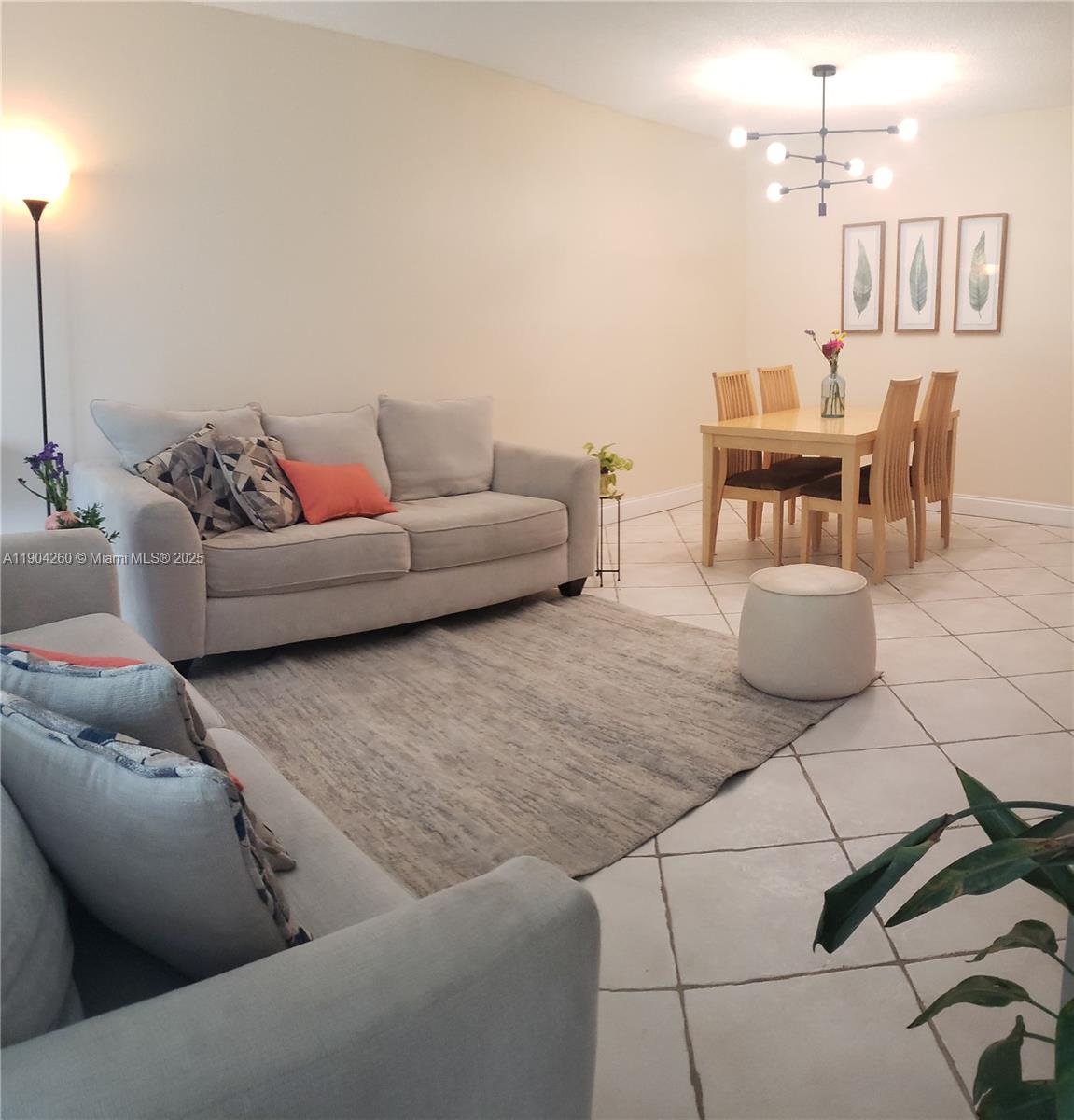 NO 1 PALM-AIRE COUNTRY CL - Residential Lease