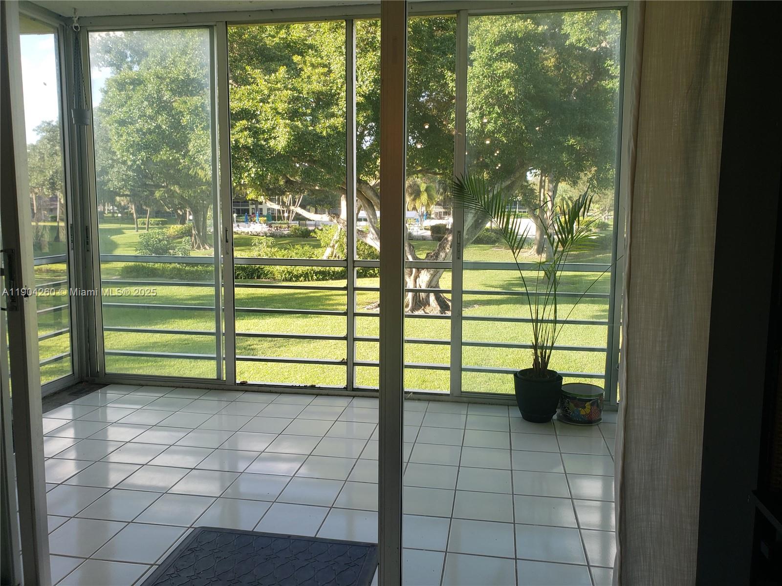 NO 1 PALM-AIRE COUNTRY CL - Residential Lease