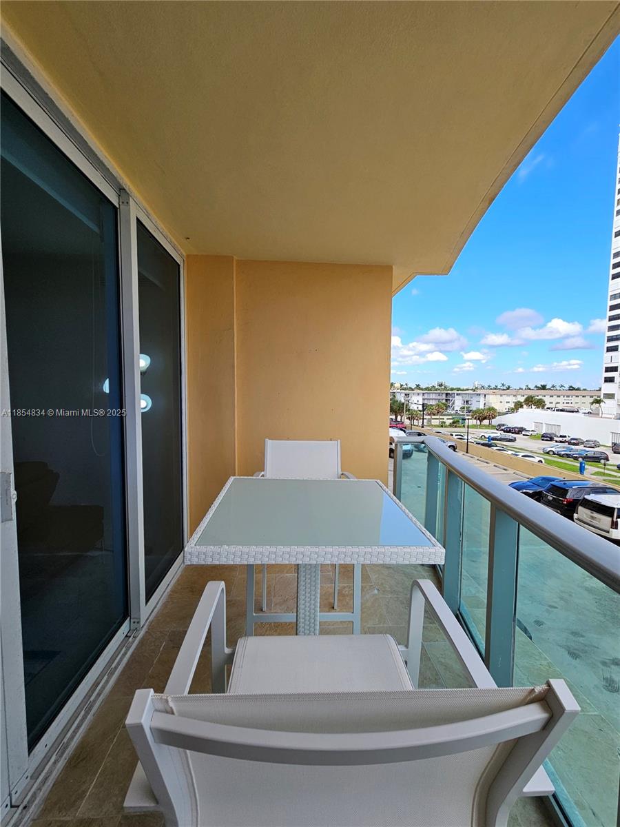 2501 S Ocean Dr 307