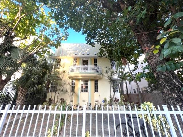 SAN REMO OF SOUTH BEACH C - Residential Lease