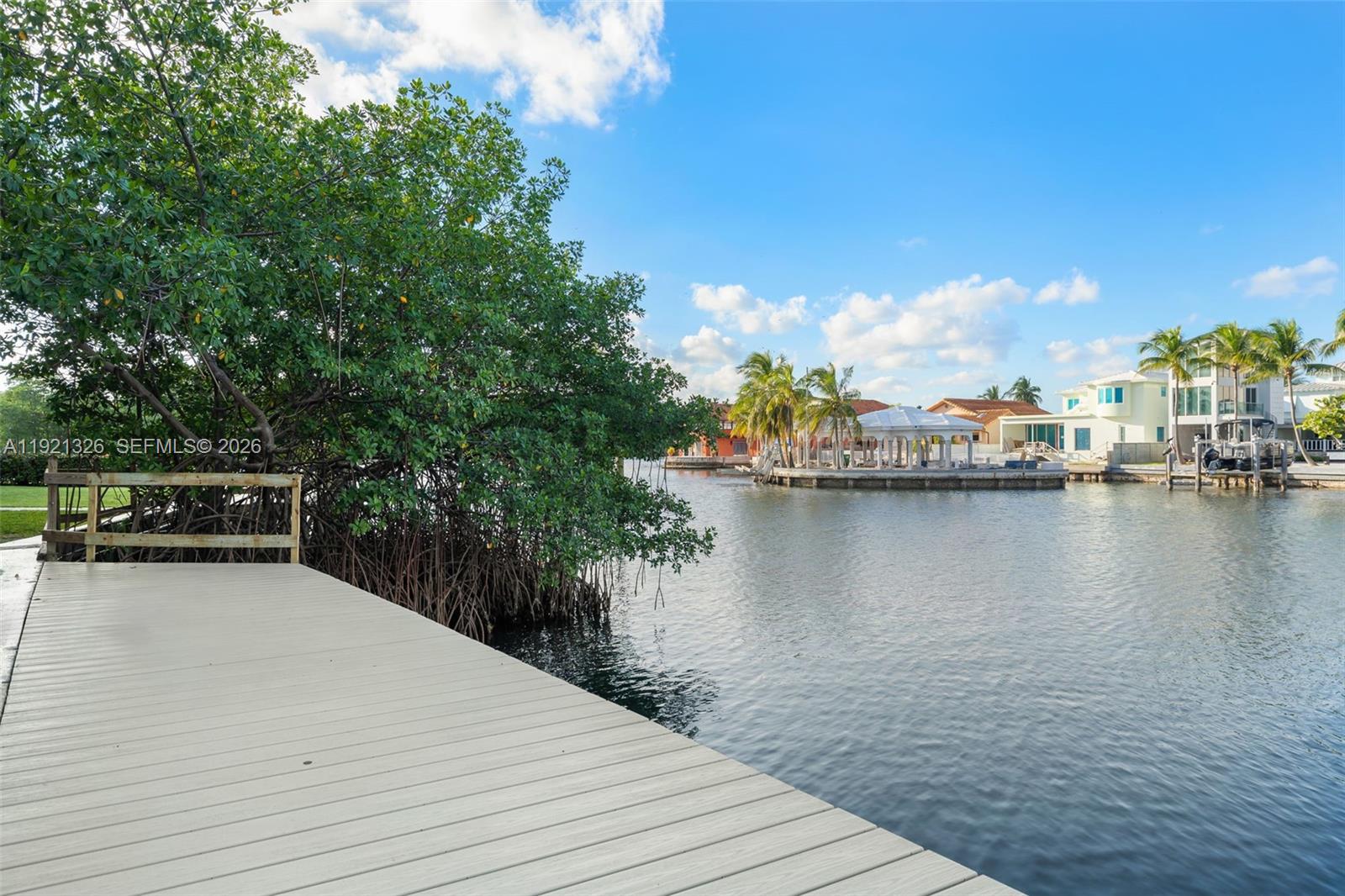 POINCIANA IS YT & RCQ CLU - Residential