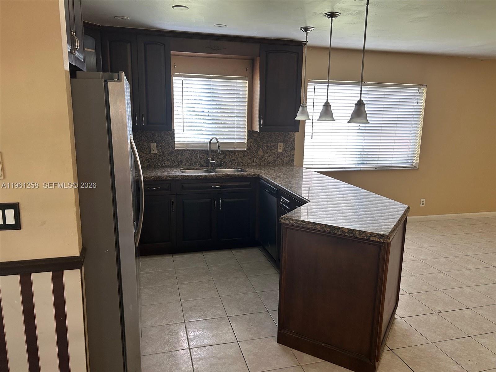 CINNAMON PLACE V - Residential