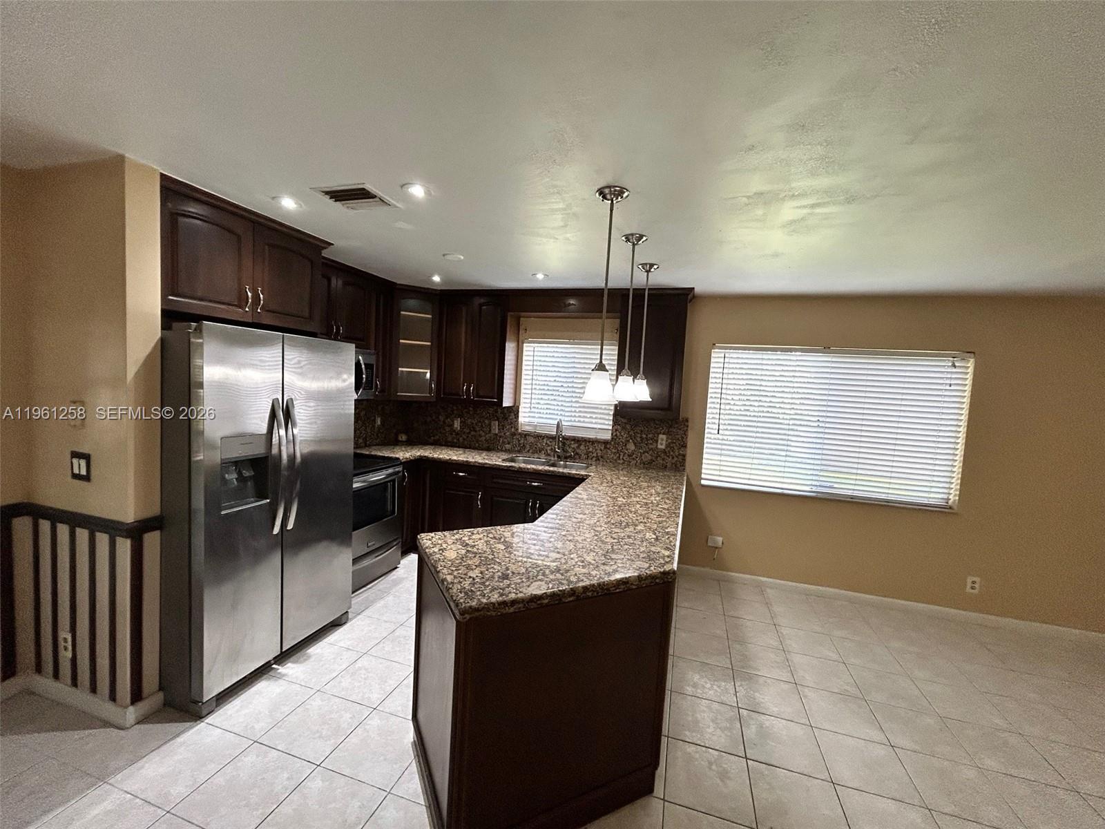 CINNAMON PLACE V - Residential