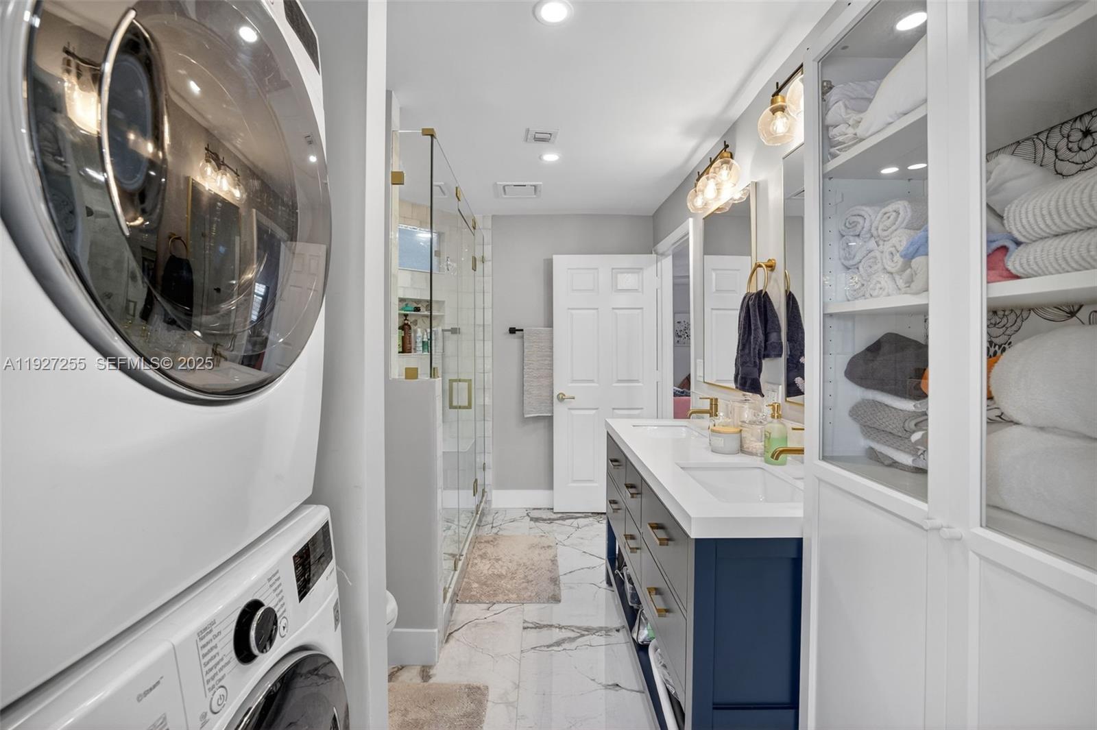 City View Townhomes - Residential