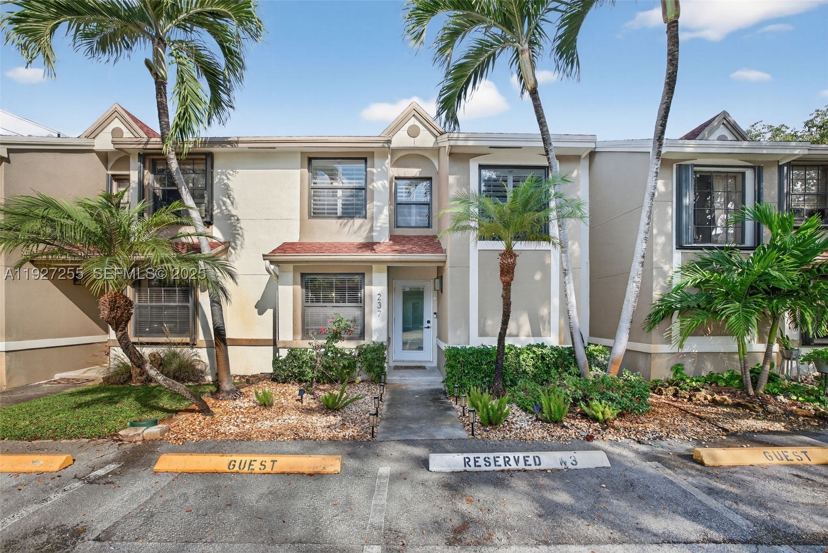 237 City View Dr 237