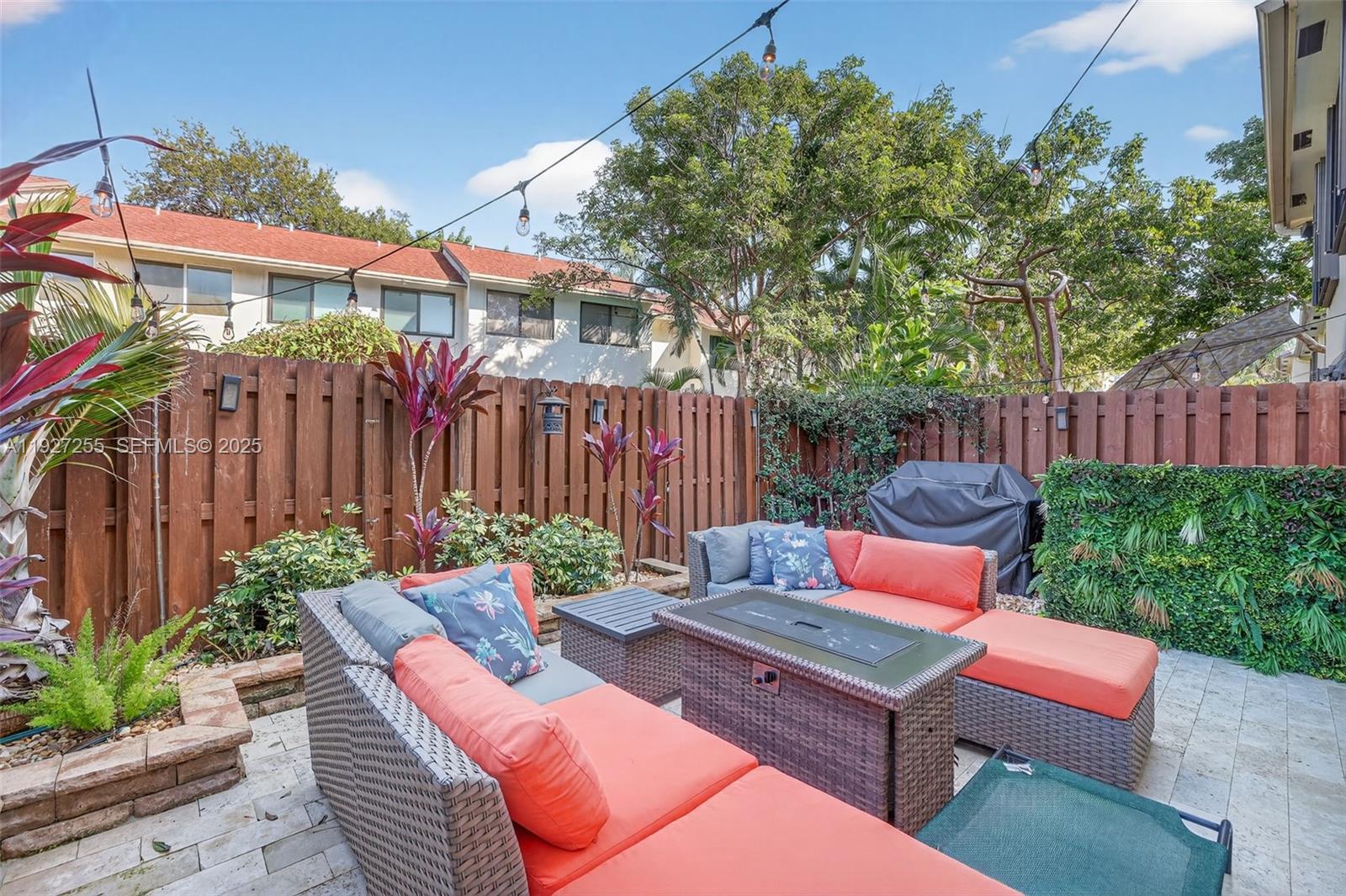 City View Townhomes - Residential