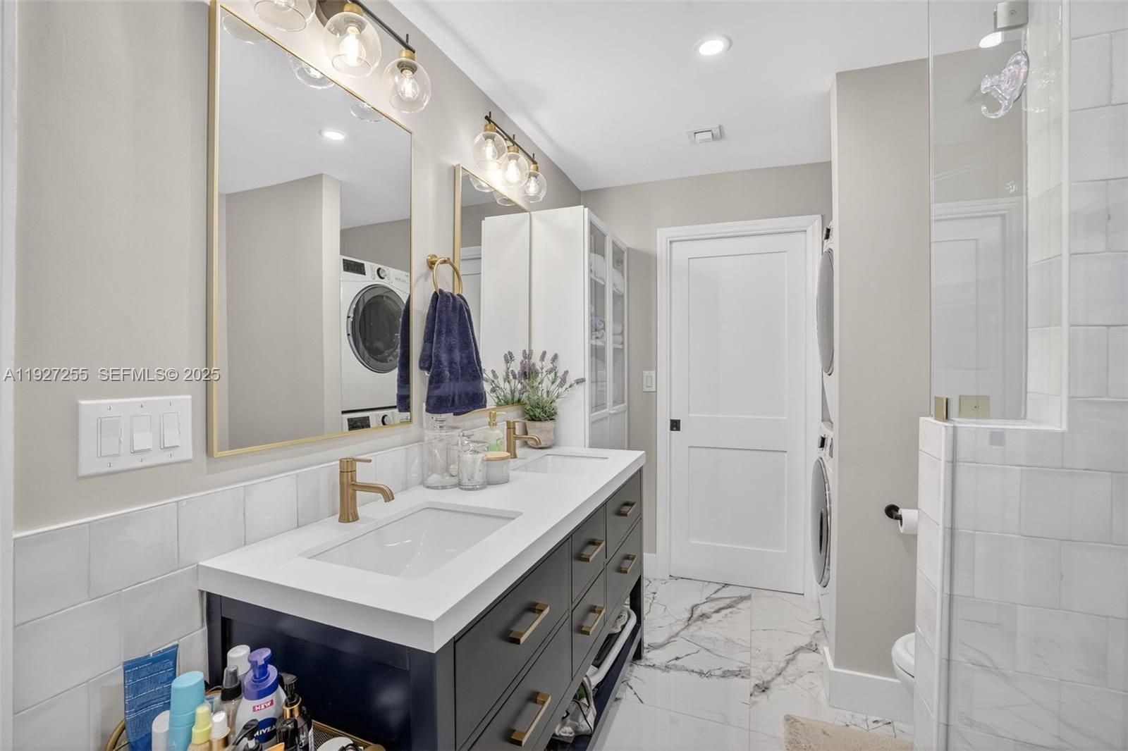 City View Townhomes - Residential