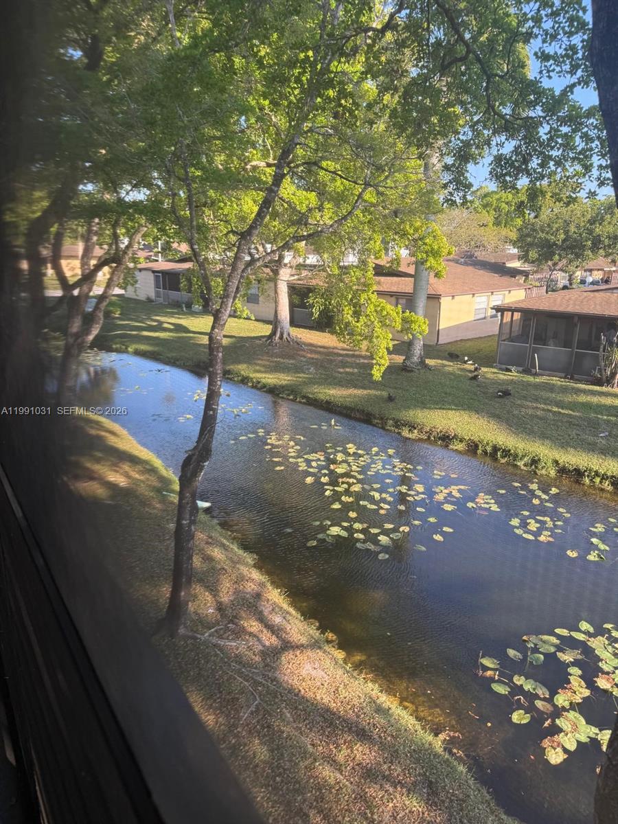 VILLAS AT CARRIAGE HILLS - Residential