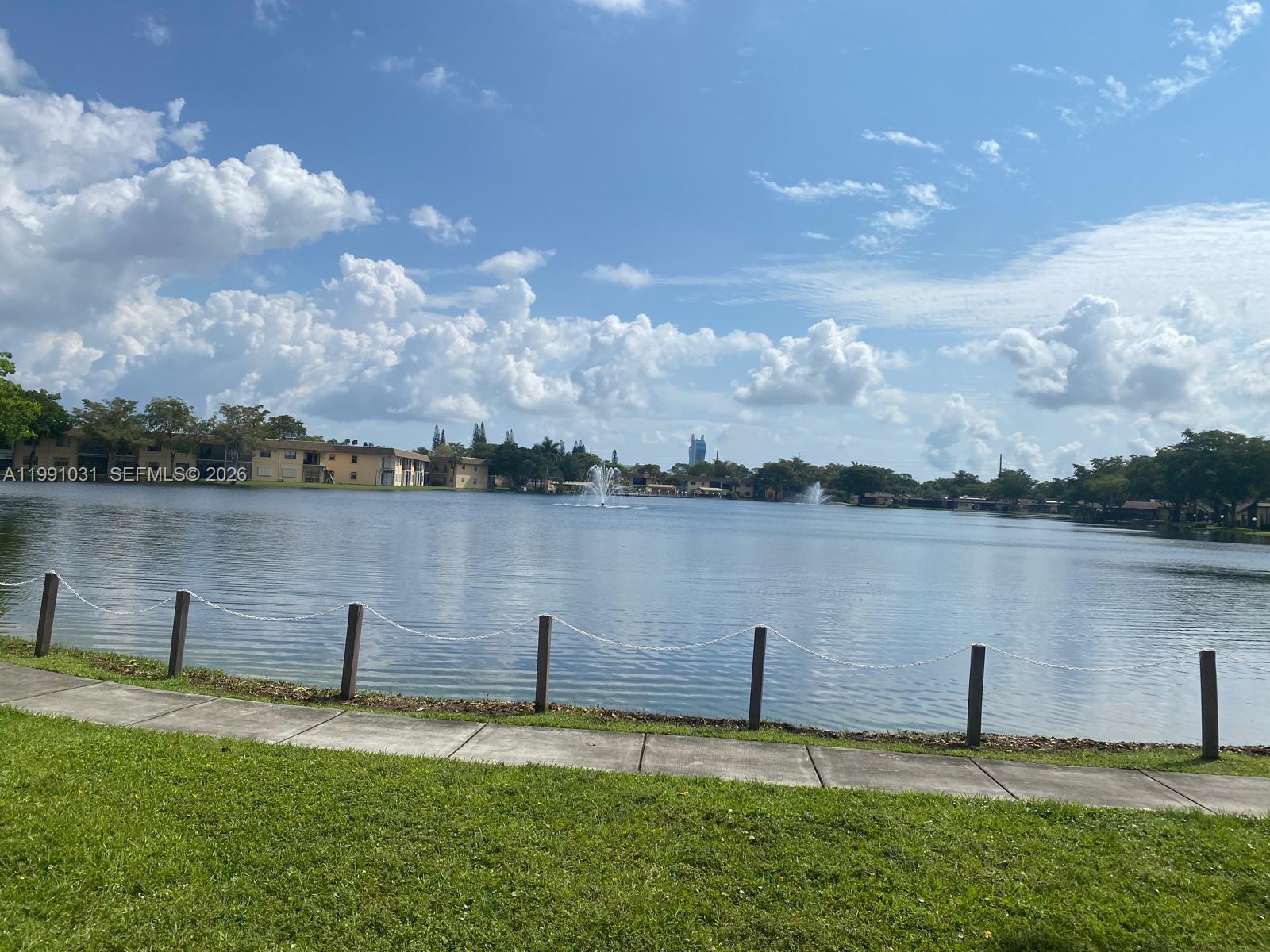 VILLAS AT CARRIAGE HILLS - Residential