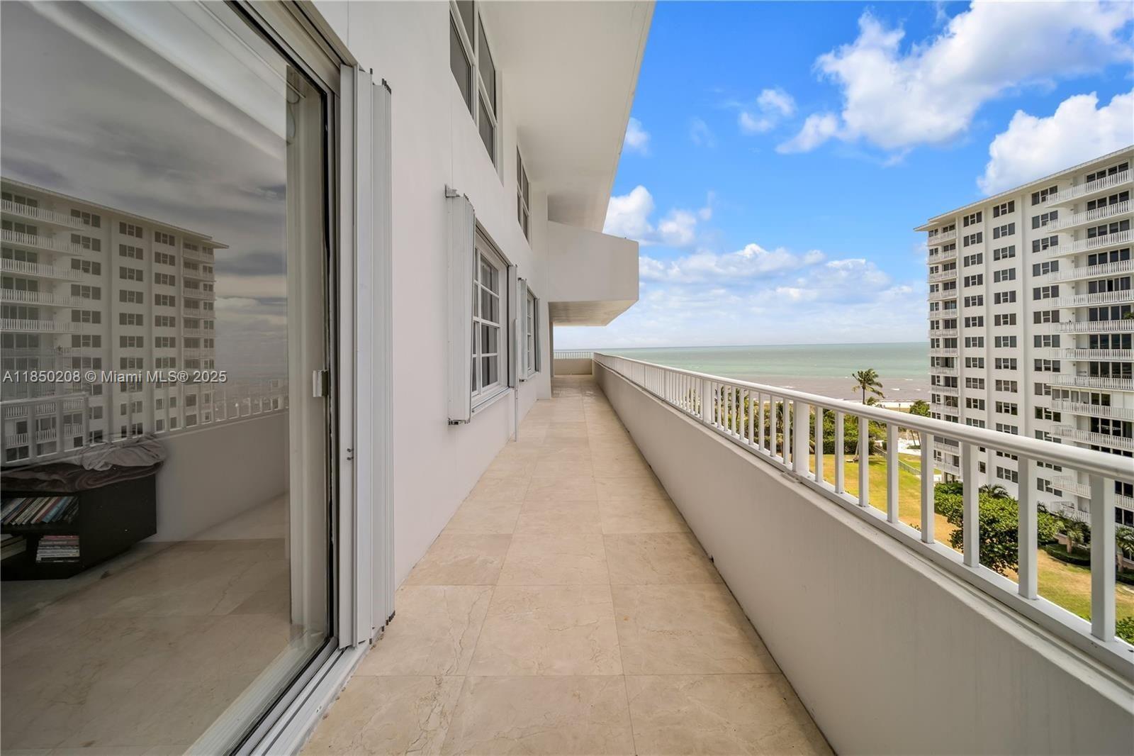 COMMODORE CLUB SOUTH COND - Residential Lease